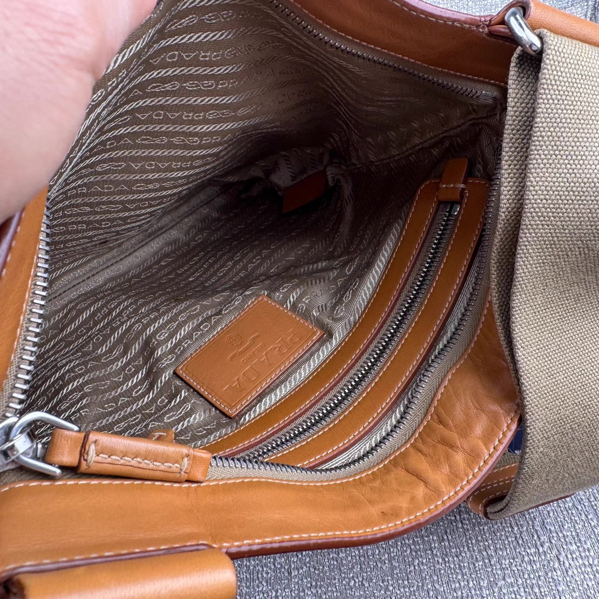 Prada Prada Classic Logo Canvas Men's Crossbody Bag Ｑ27 Size ONE SIZE - 5 Thumbnail