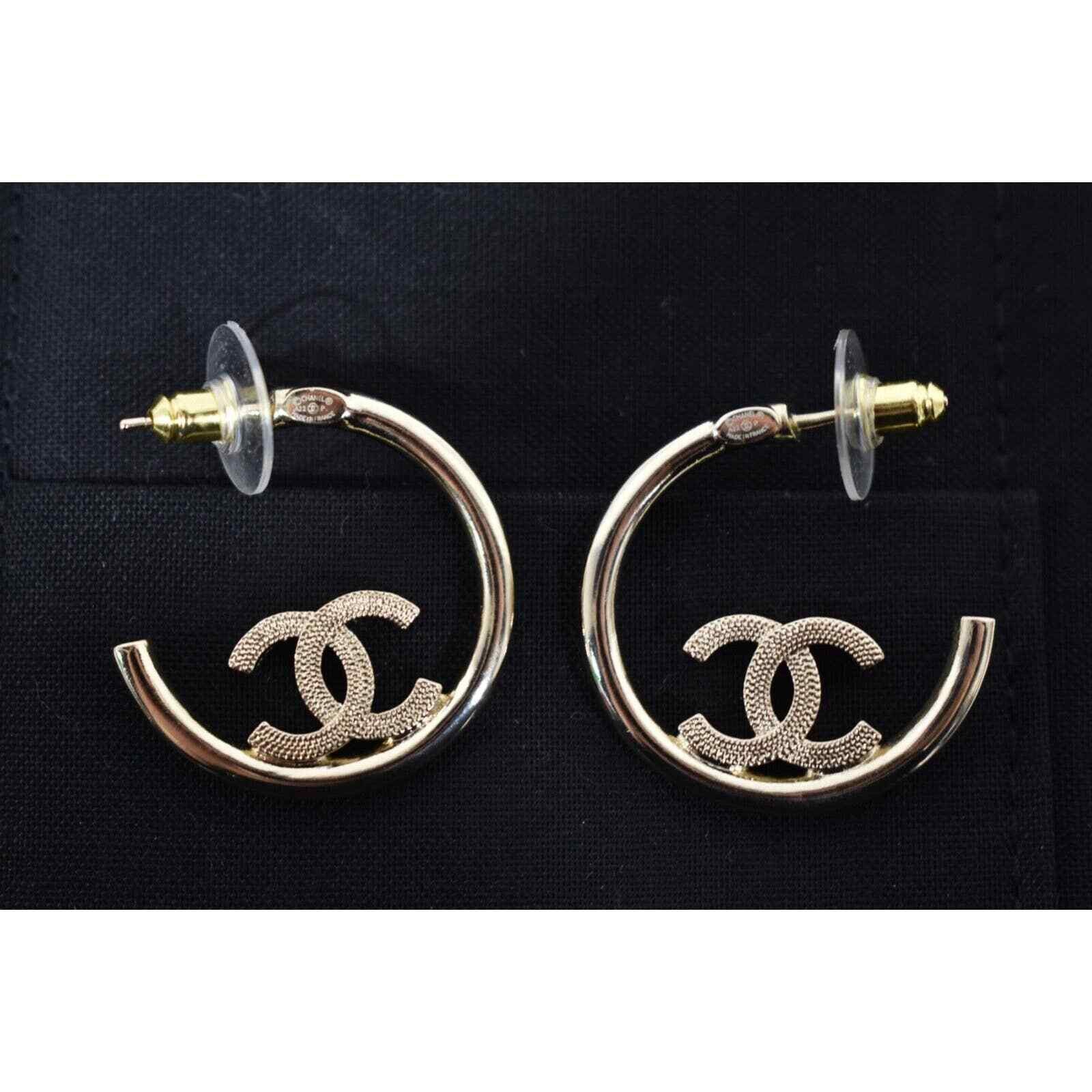 Chanel Chanel Gold Metal Dangle Drop Statement Hoop Earrings Size ONE SIZE - 11 Thumbnail