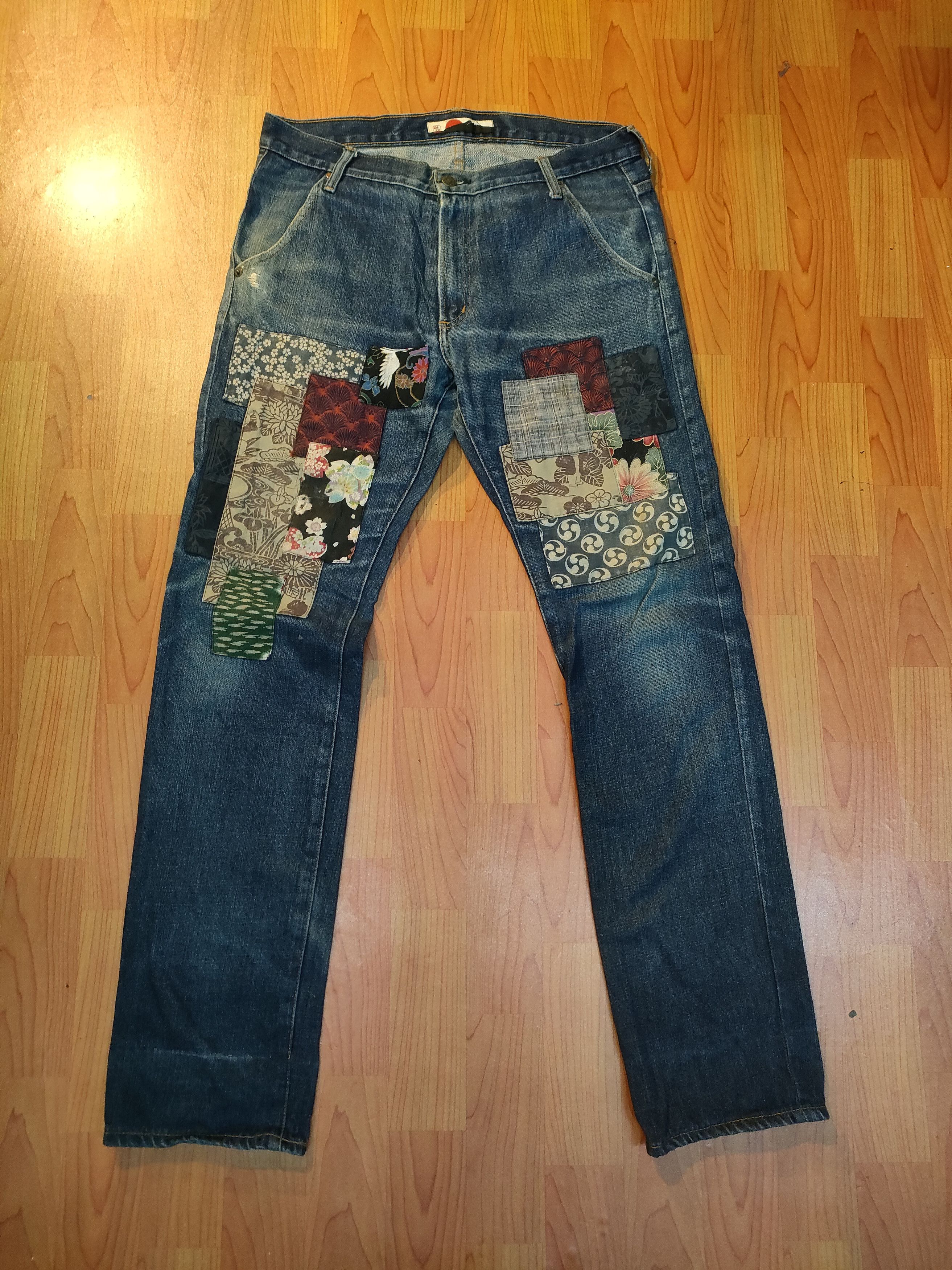 Japanese Brand Japanese Brand Patchwork Jeans Size US 32 / EU 48 - 1 Thumbnail