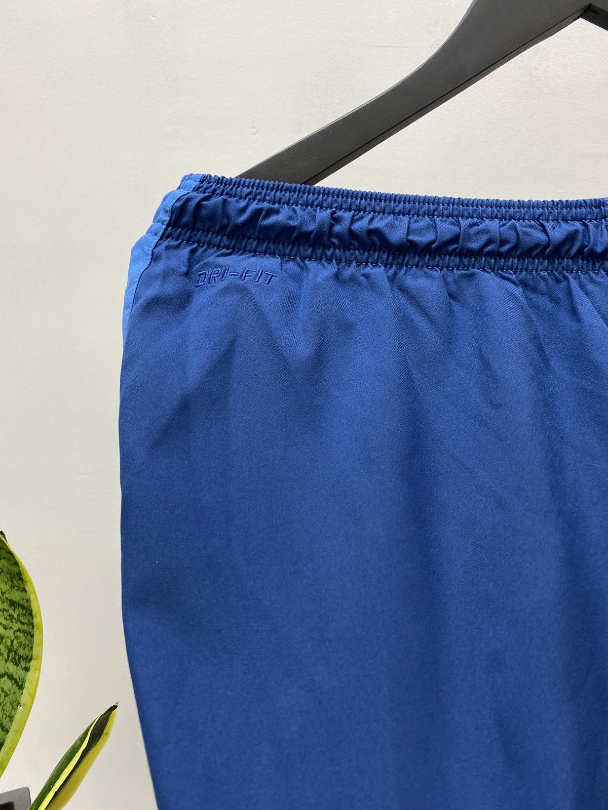 Adidas × Vintage France 2011 2012 Nike National Team Football Soccer Shorts Size US 36 / EU 52 - 11 Thumbnail