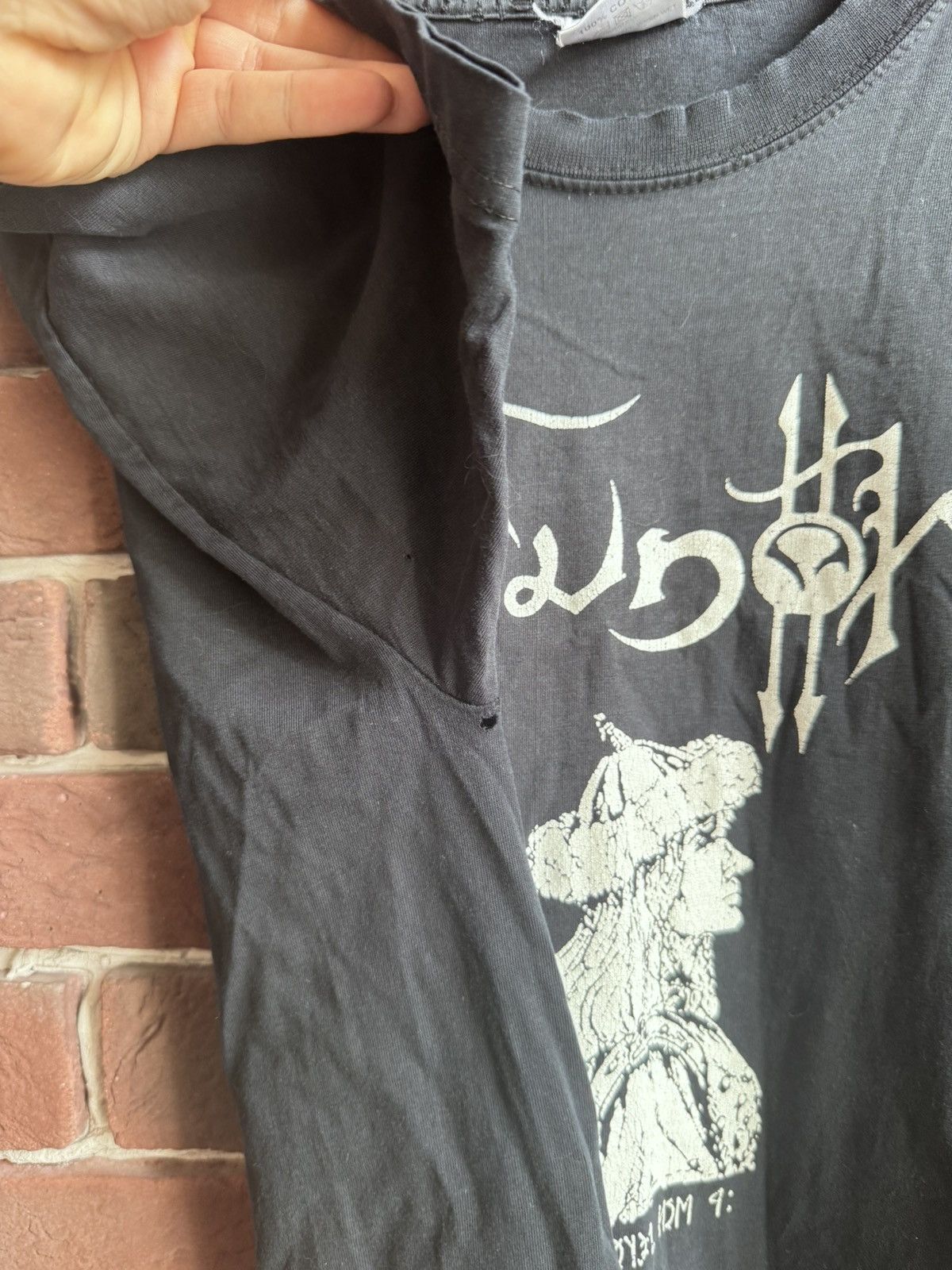 Band Tees Rare Vintage 00s Hunok Hungary Black Metal Band T-Shirt Size US M / EU 48-50 / 2 - 7 Thumbnail
