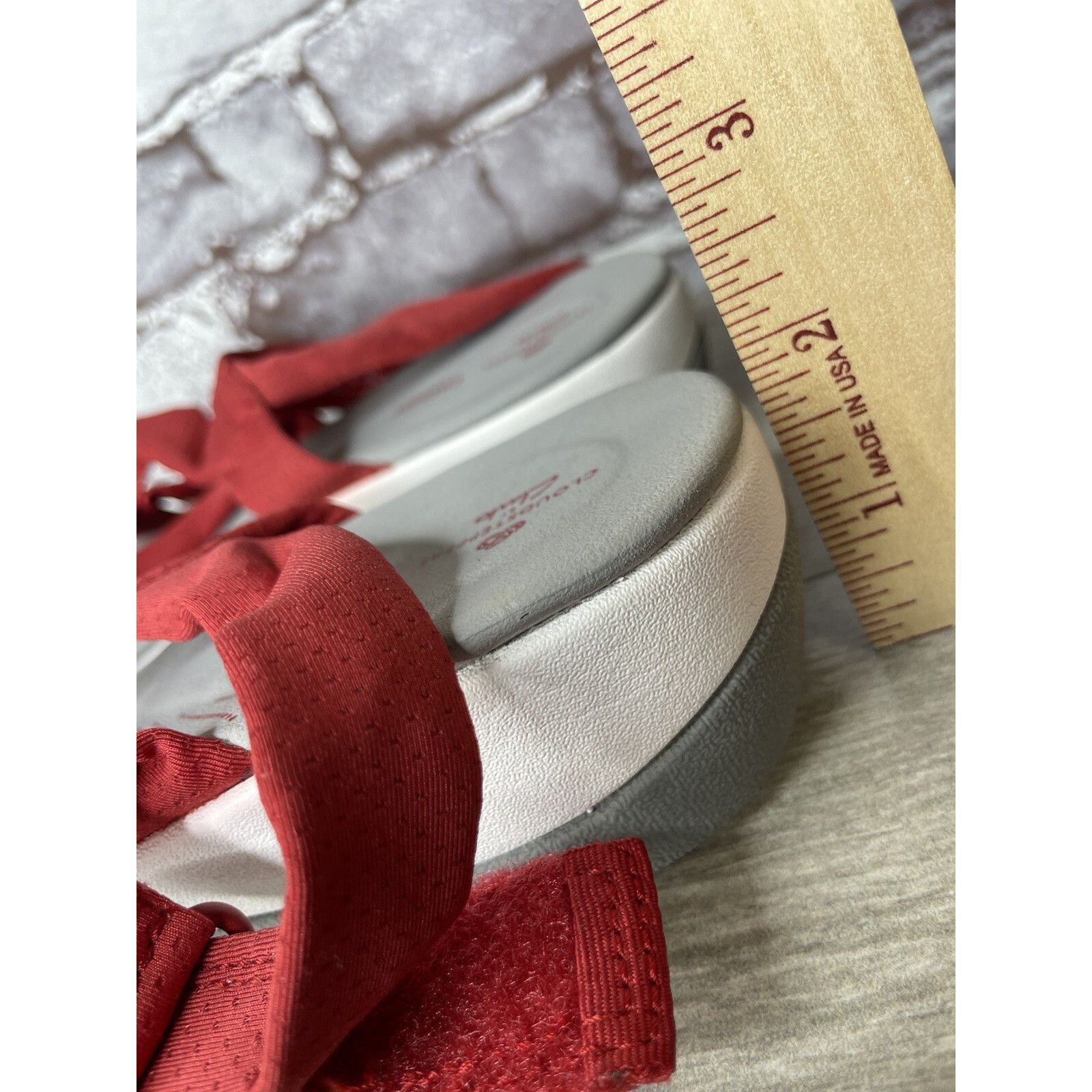 Clarks Clarks Cloud Steppers Red Fabric Strappy Wedge Comfort Sanda Size US 8 / IT 38 - 9 Thumbnail