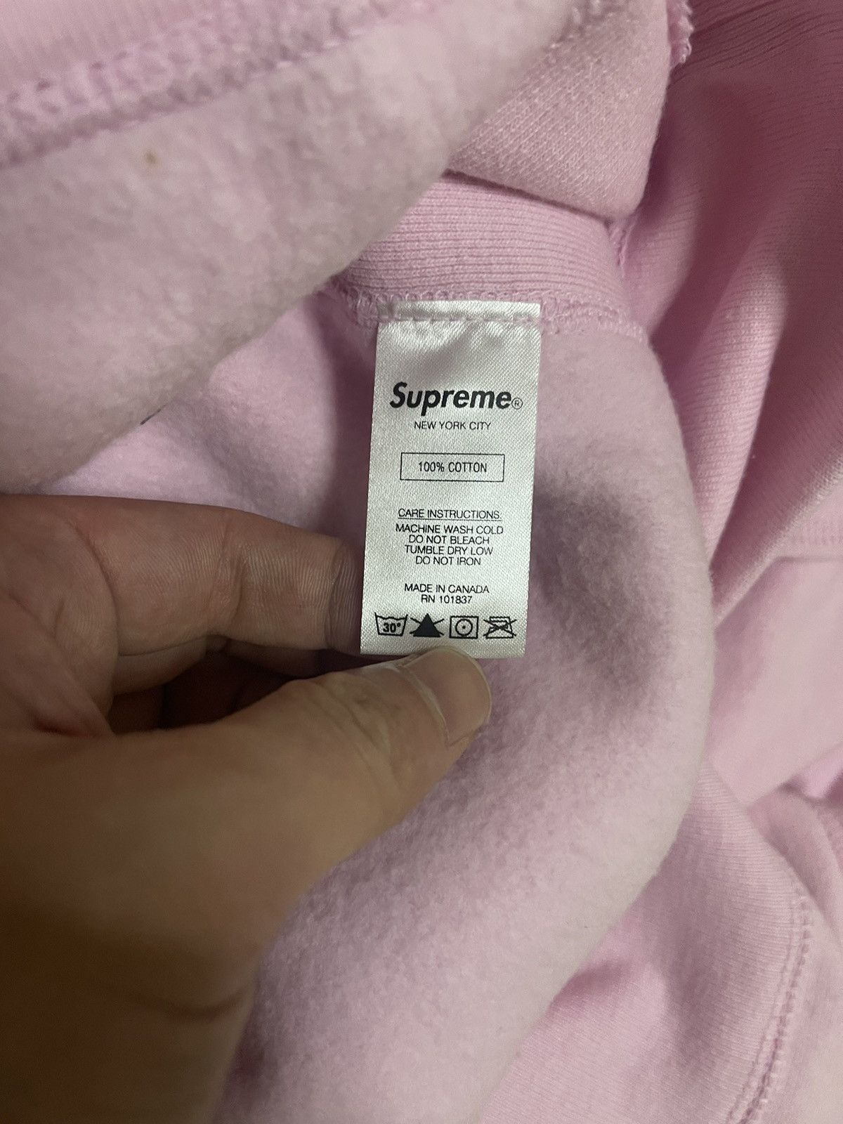 Supreme Supreme fw19 pink bandana hooded sweatshirt dswt Size US M / EU 48-50 / 2 - 5 Thumbnail