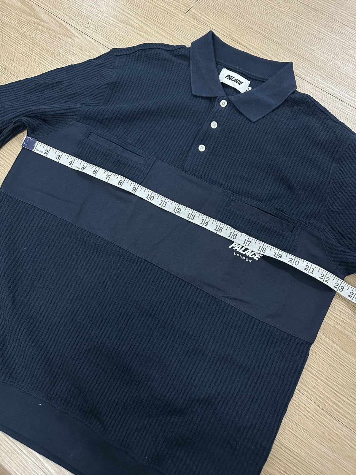 Palace Rare And Beautiful Palace Waffle On Polo Shirt Size US L / EU 52-54 / 3 - 11 Thumbnail