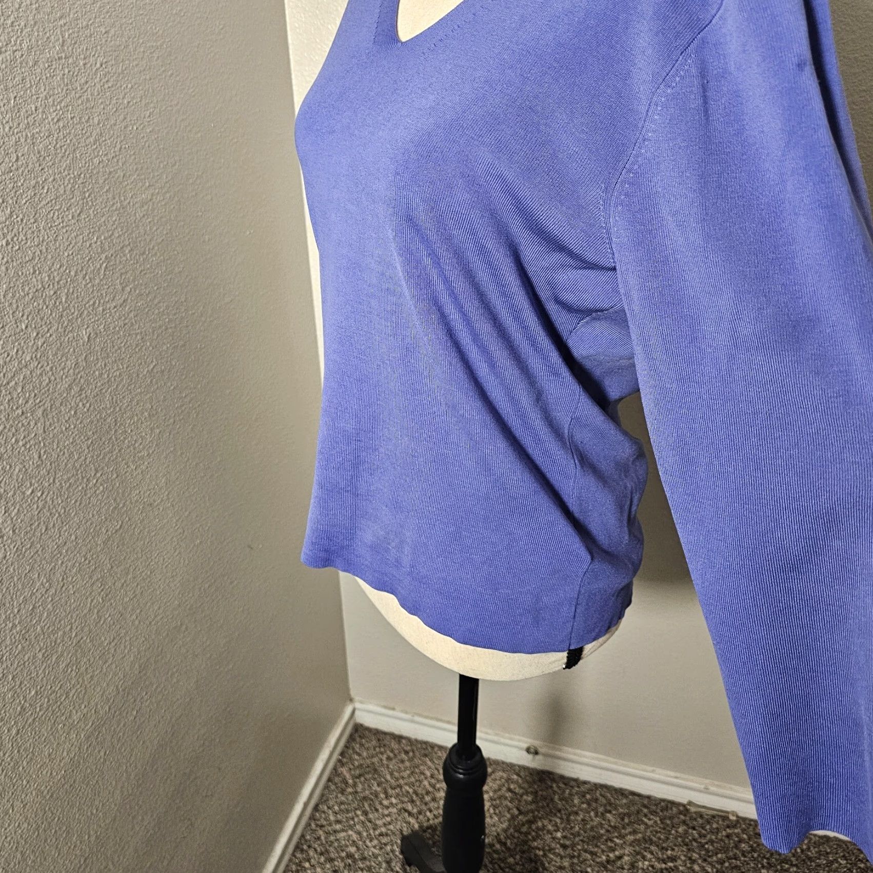 Vintage VINTAGE Josephine Chaus Silk Blend Blouse Women M V-Neck 3/4 Sleeve Purple Casual Size M / US 6-8 / IT 42-44 - 2 Thumbnail