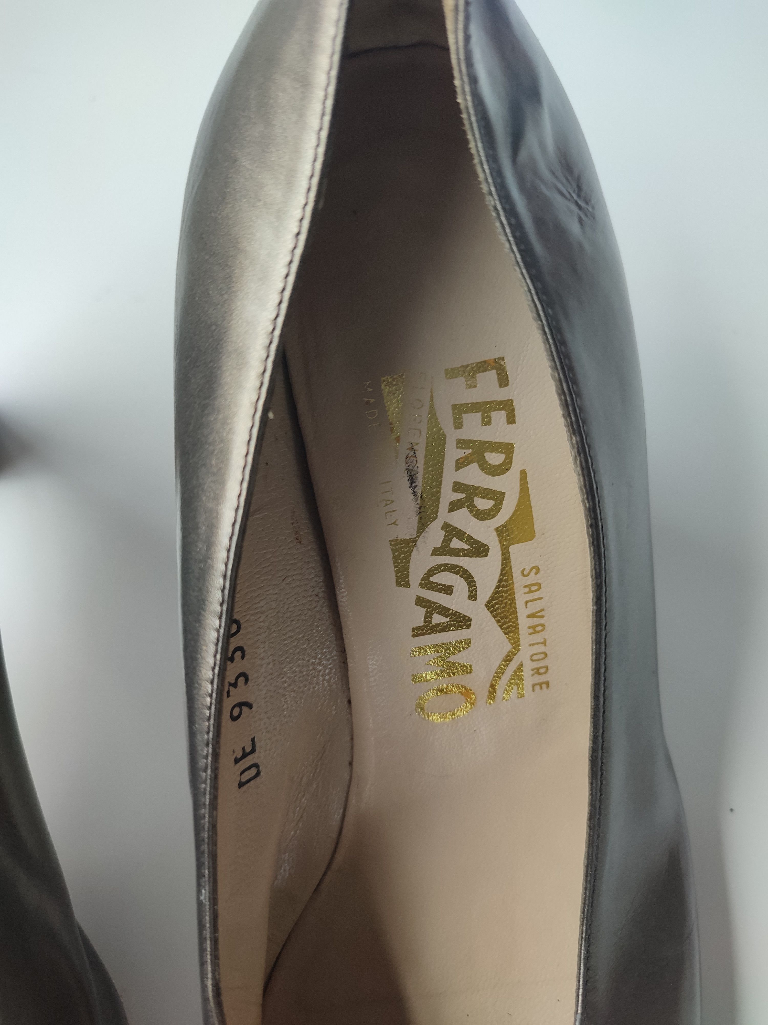 Salvatore Ferragamo Salvatore Ferragamo Pointed-Toe Heels Size US 8 / IT 38 - 6 Thumbnail