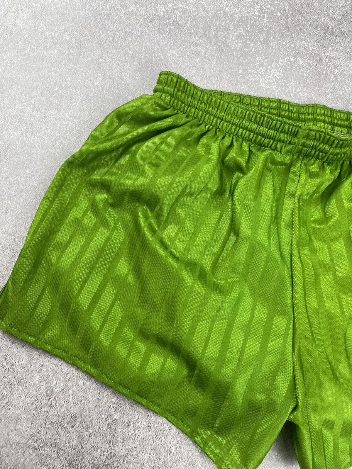 Vintage Vintage Blacky Switzerland Home Football Shorts Size 6 Size US 33 - 3 Thumbnail