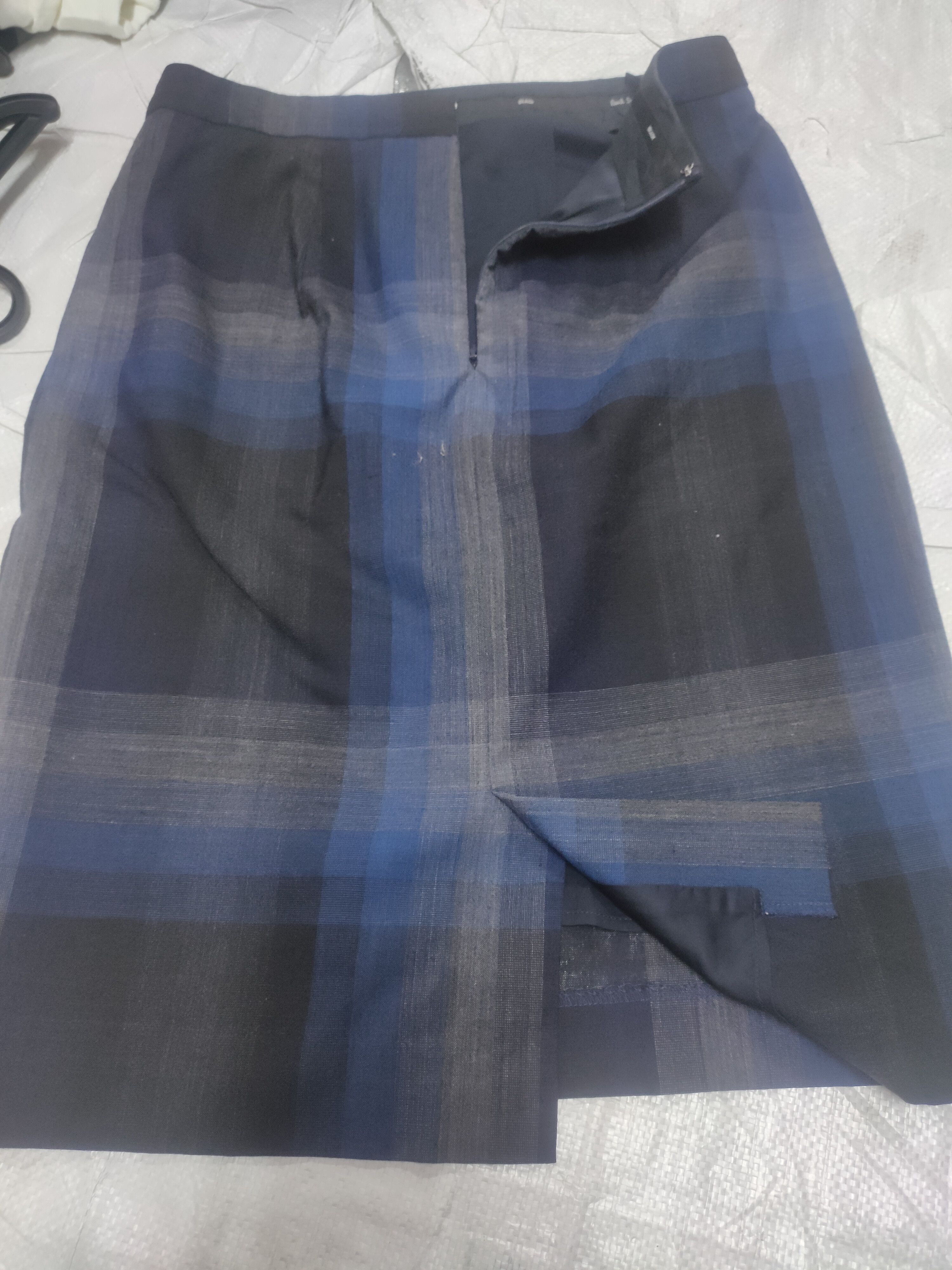 Paul Smith Paul smith plaid mini skirt Size 27" / US 4 / IT 40 - 4 Thumbnail