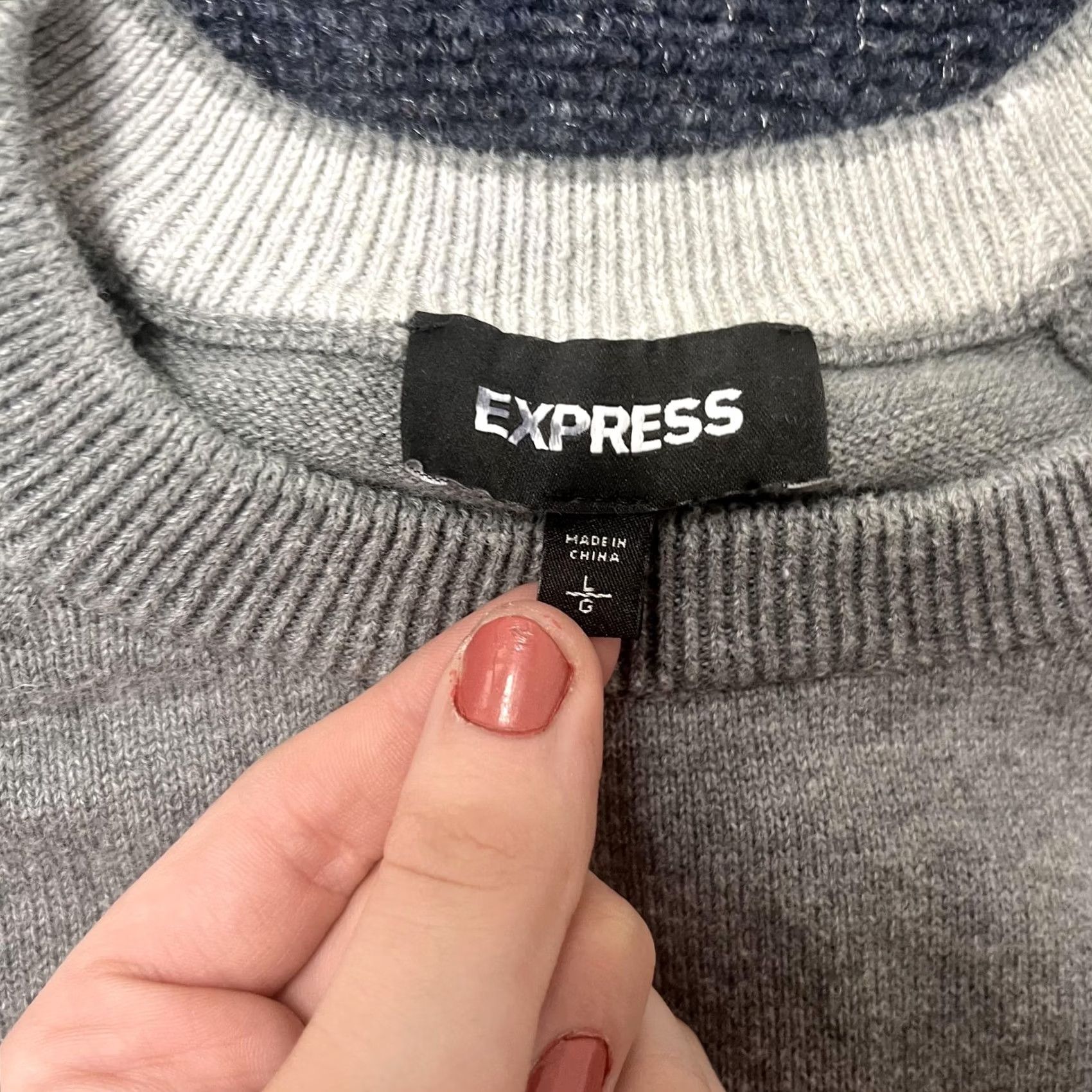 Express Express Sweater Mens Large Gray Stripe Sleeve Crewneck Cotton Knit Pullover Y2K Size US L / EU 52-54 / 3 - 2 Thumbnail