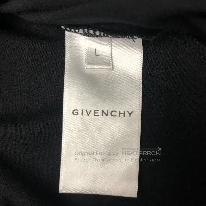 Givenchy Givenchy Short-Sleeve L Size US L / EU 52-54 / 3 - 4 Thumbnail