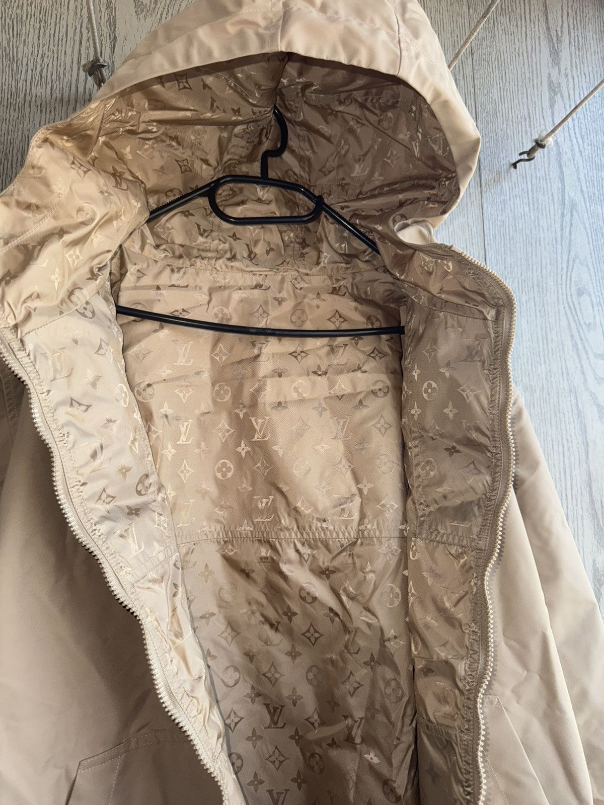 Louis Vuitton LOUIS VUITTON Monogram Reversible Nylon Windbreaker Size US L / EU 52-54 / 3 - 7 Thumbnail