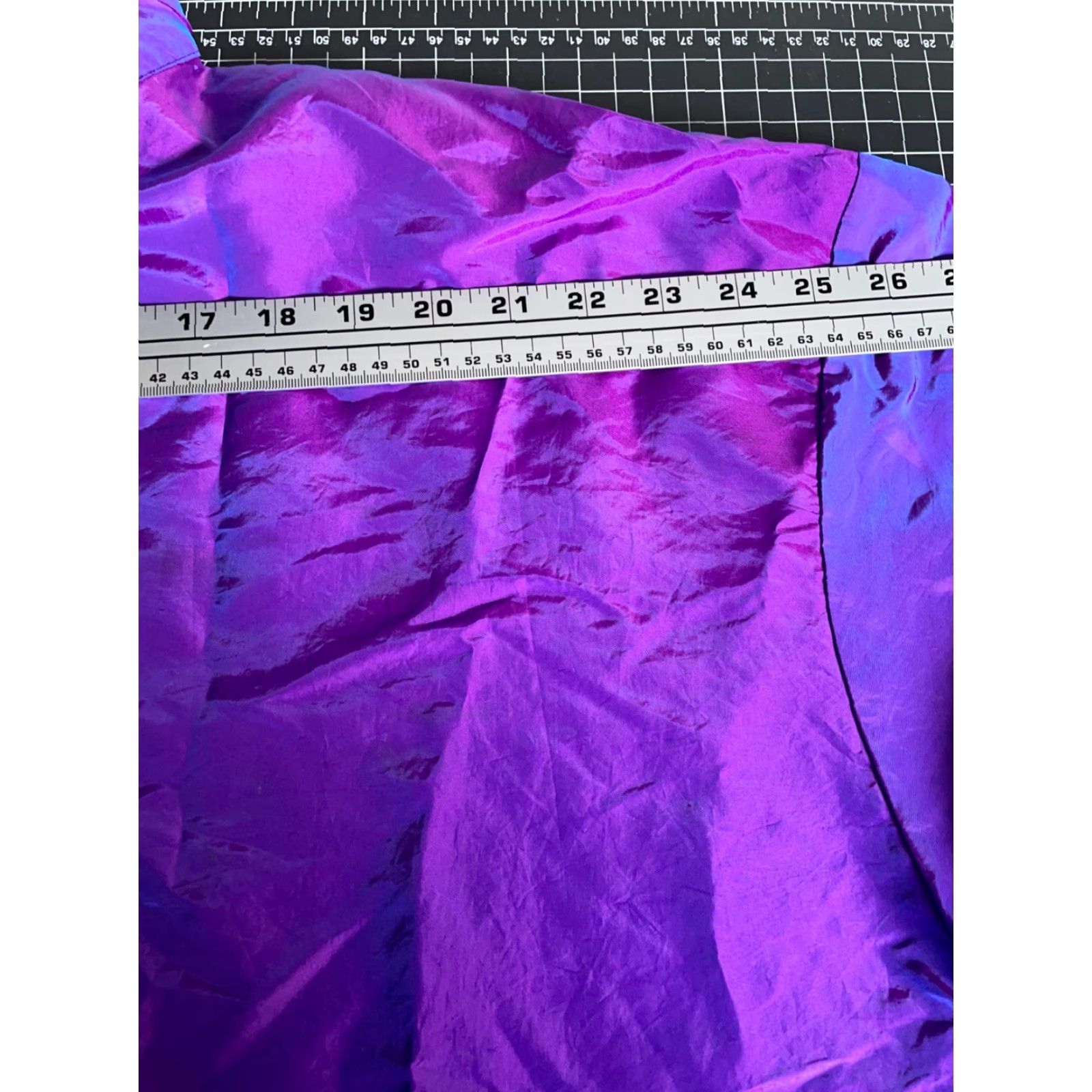 Vintage Vintage Yes Surf Style 90s Iridescent Purple 1/4 Zip Windbreaker Jacket Adult One Size 2XL Regular Men Size US M / EU 48-50 / 2 - 7 Thumbnail