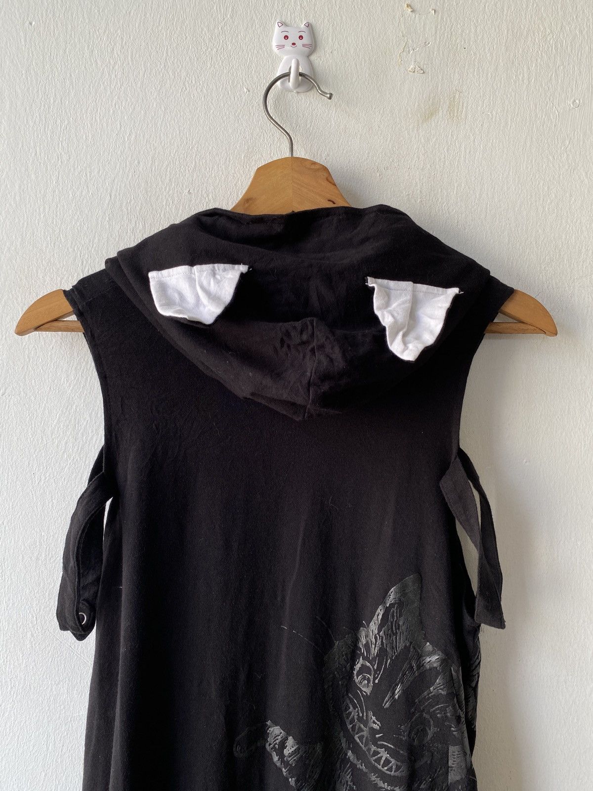 If Six Was Nine Putumayo Japan Gothic CyberPunk Design Sleeveless Hoodie Size US S / EU 44-46 / 1 - 8 Thumbnail