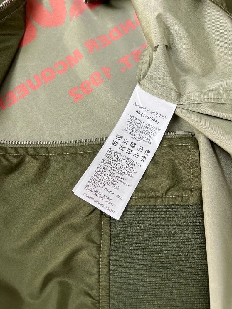 Alexander McQueen Alexander McQUEEN Letter logo printed jacket material 45% m Size US M / EU 48-50 / 2 - 7 Thumbnail