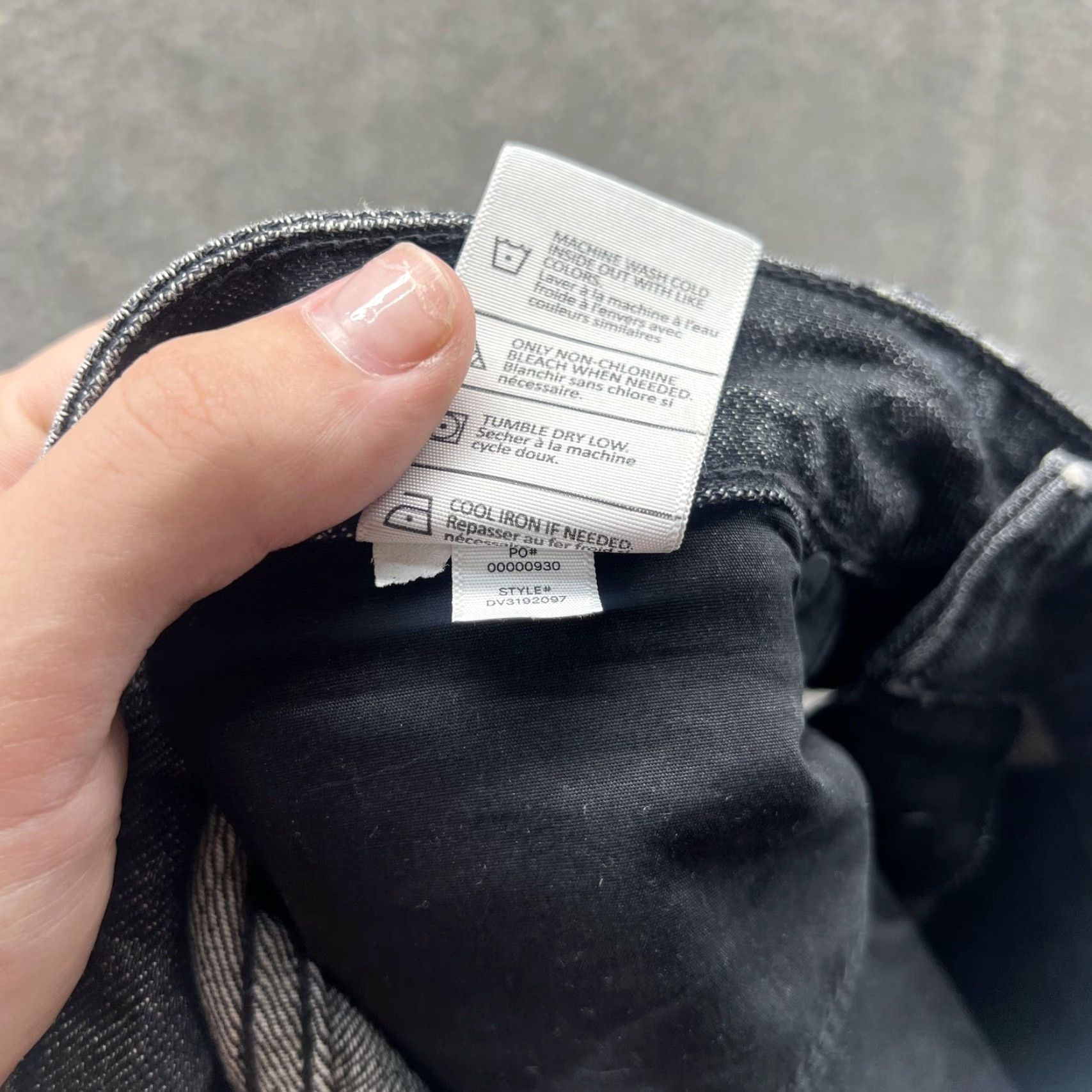 Vince Vince Jeans Womens 26 Gray Charcoal Straight Distressed Raw Hem Denim Jeans Size 26" / US 2 / IT 38 - 3 Thumbnail