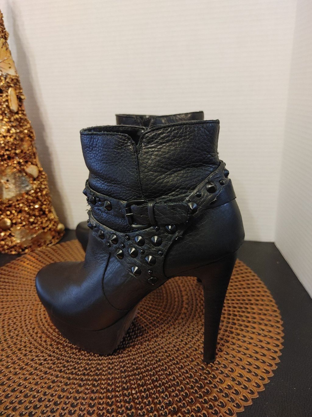 Ferre Fergie Leather Heeled Booties Size 9M Size US 9 / IT 39 - 3 Thumbnail