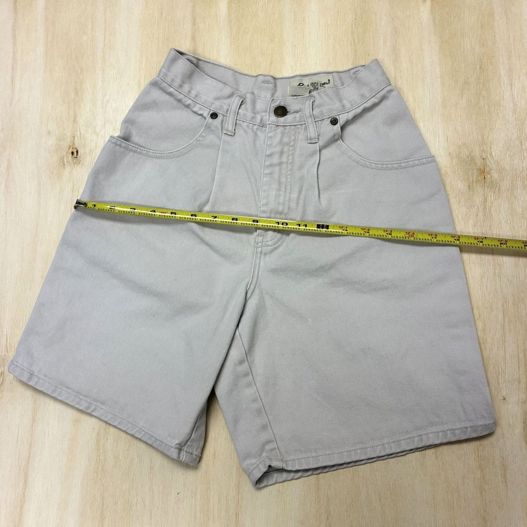 Eddie Bauer VINTAGE Eddie Bauer Shorts Women 4 27W Gray Denim High Rise Relaxed Chino Summer Size 27" / US 4 / IT 40 - 5 Thumbnail
