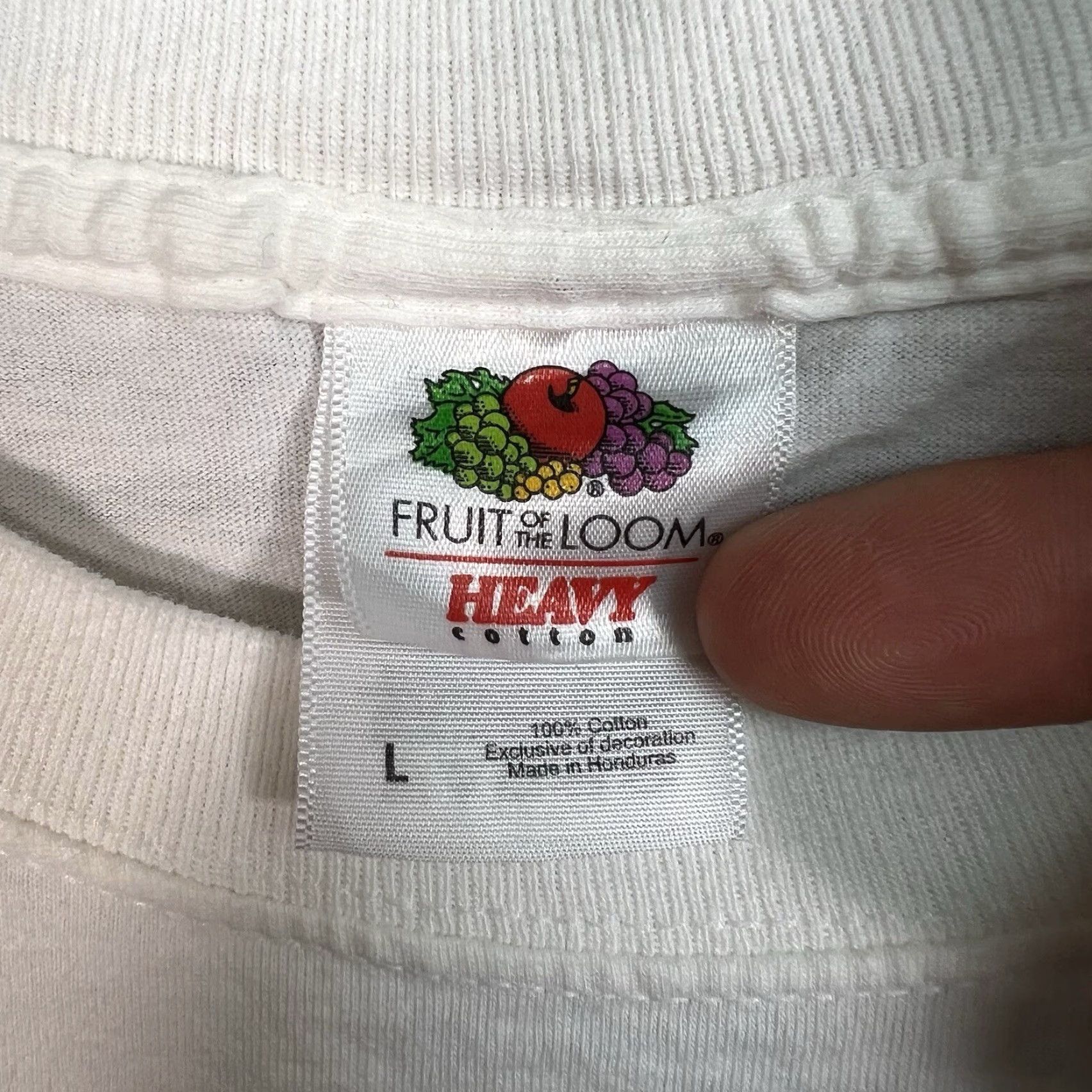 Fruit Of The Loom VINTAGE Bavinia Festival Time Out Chicago T Shirt Adult Large White Mens Size US L / EU 52-54 / 3 - 5 Thumbnail