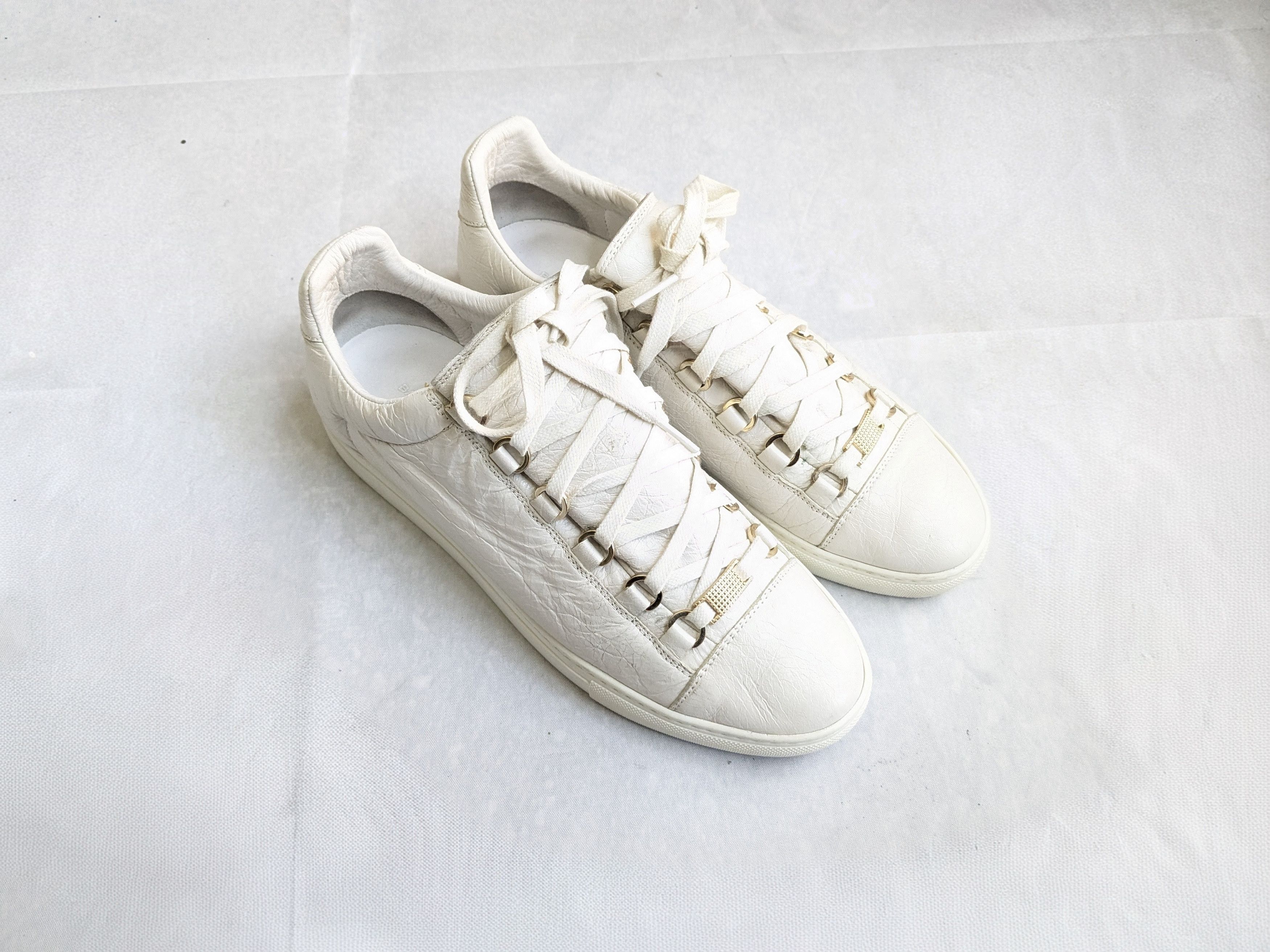Balenciaga Arena White 8 Low Tops Leather