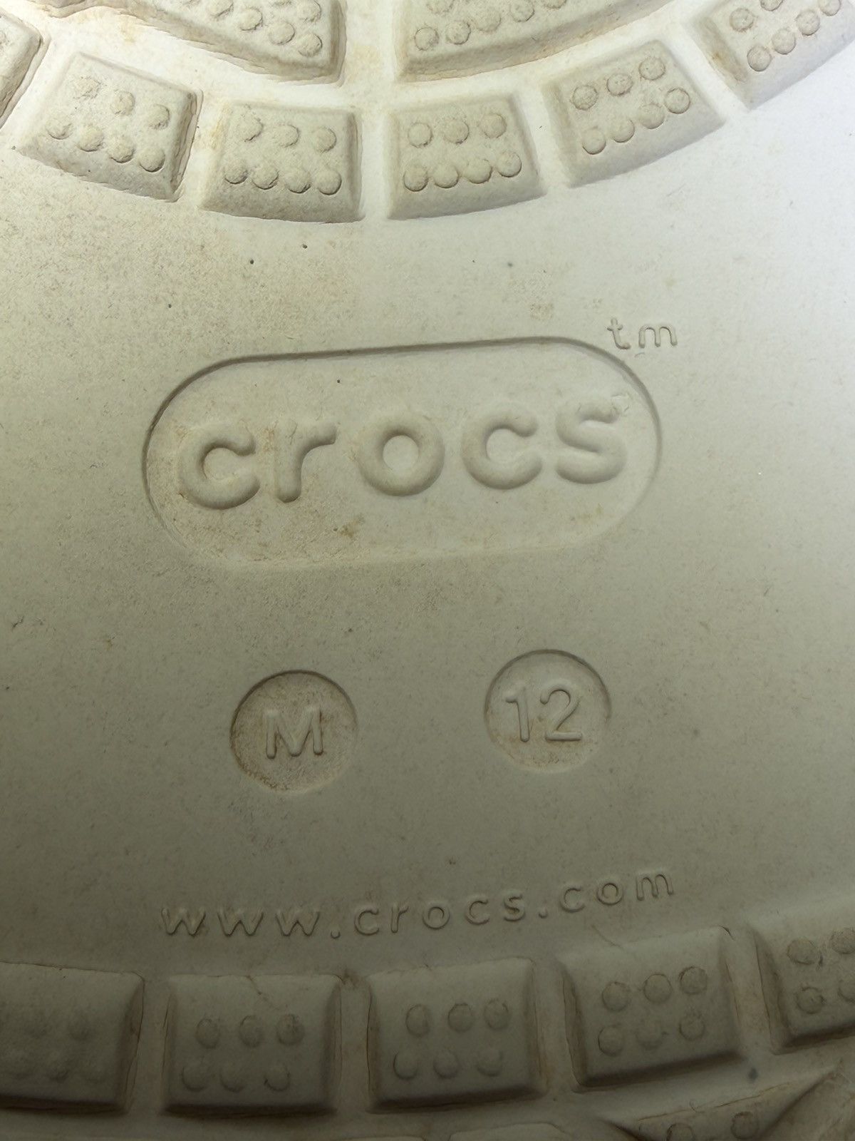 Crocs PreOwned Crocs White With Charms Men's 12 Size US 12 / EU 45 - 7 Thumbnail