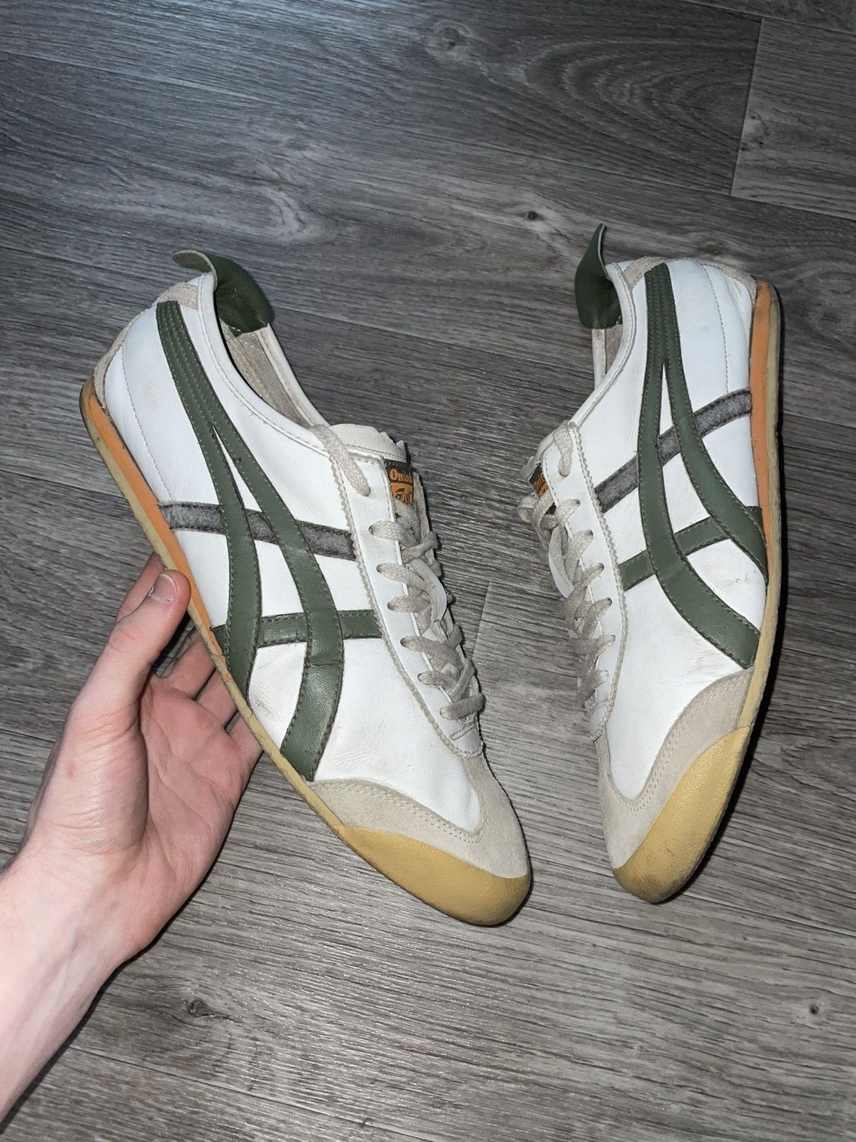 Asics Vintage Asics Onitsuka Tiger Low-top Sneakers Rare Size US 11 / EU 44 - 1 Thumbnail