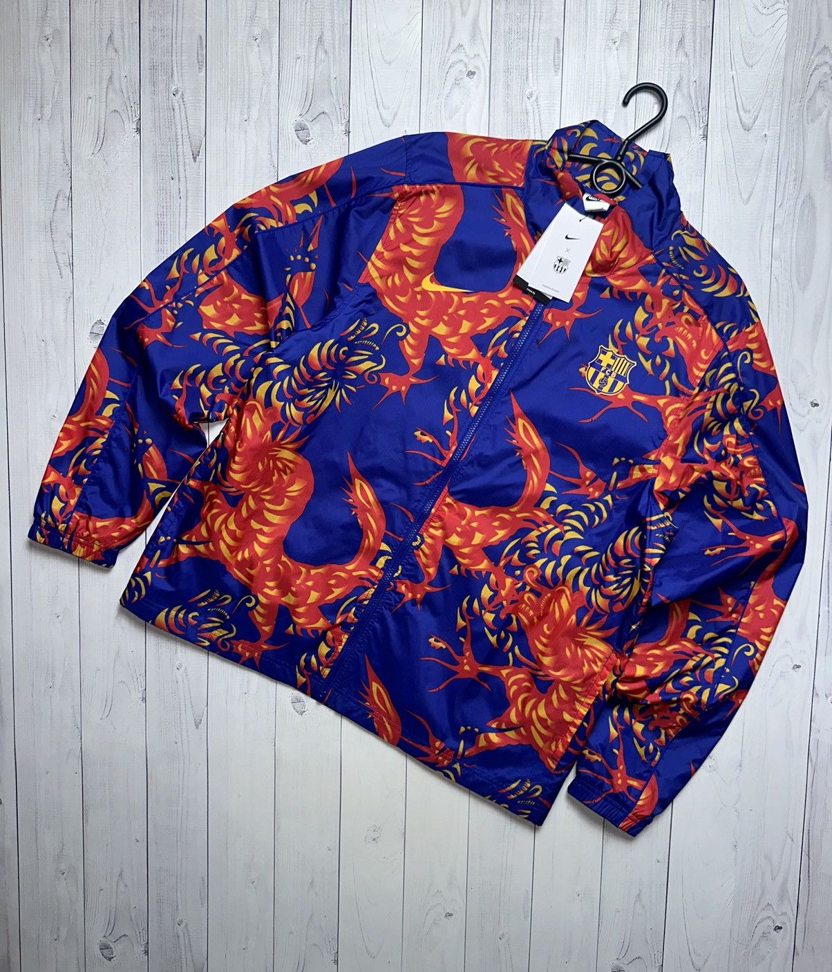 Nike Barcelona Nike tracksuit multicolor rare hawai rare size XL Size US XL / EU 56 / 4 - 2 Thumbnail