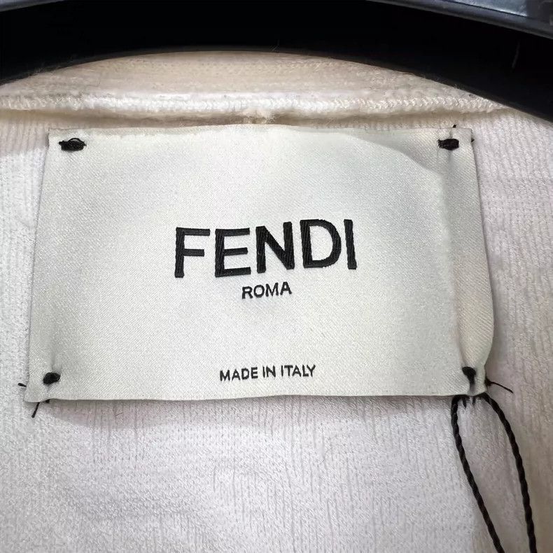 Fendi Fendi Cream Patterned Knit Cardigan Size M / US 6-8 / IT 42-44 - 5 Thumbnail