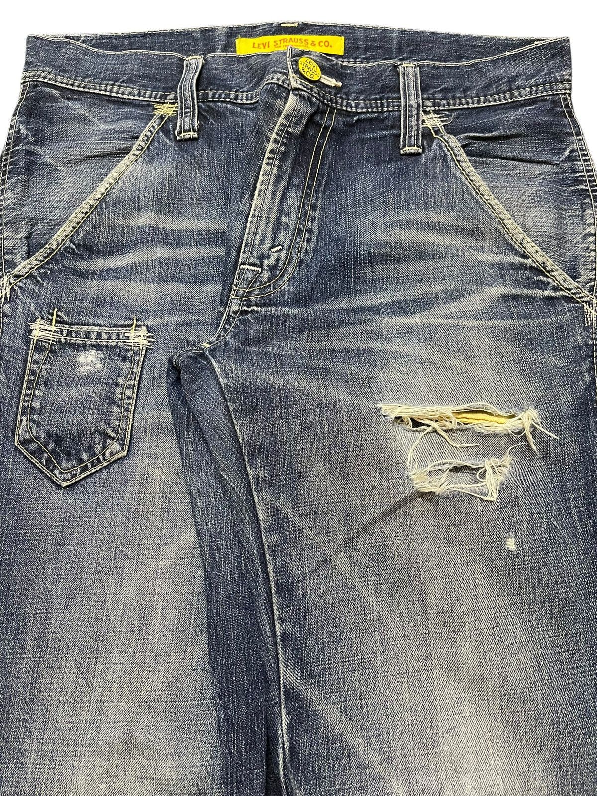 Levi's Vintage 90s Levis 502 Faded Wash Distress Style Loose Jeans Size US 32 / EU 48 - 4 Thumbnail