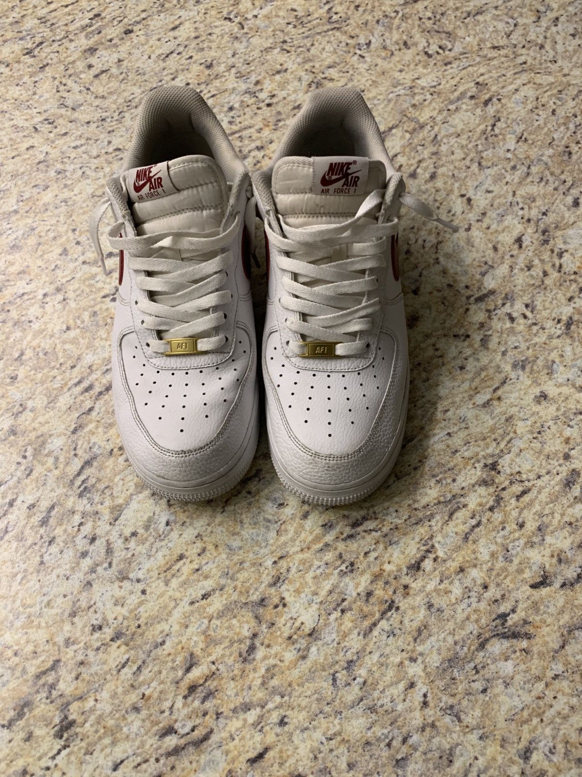 Red and white AF1’s