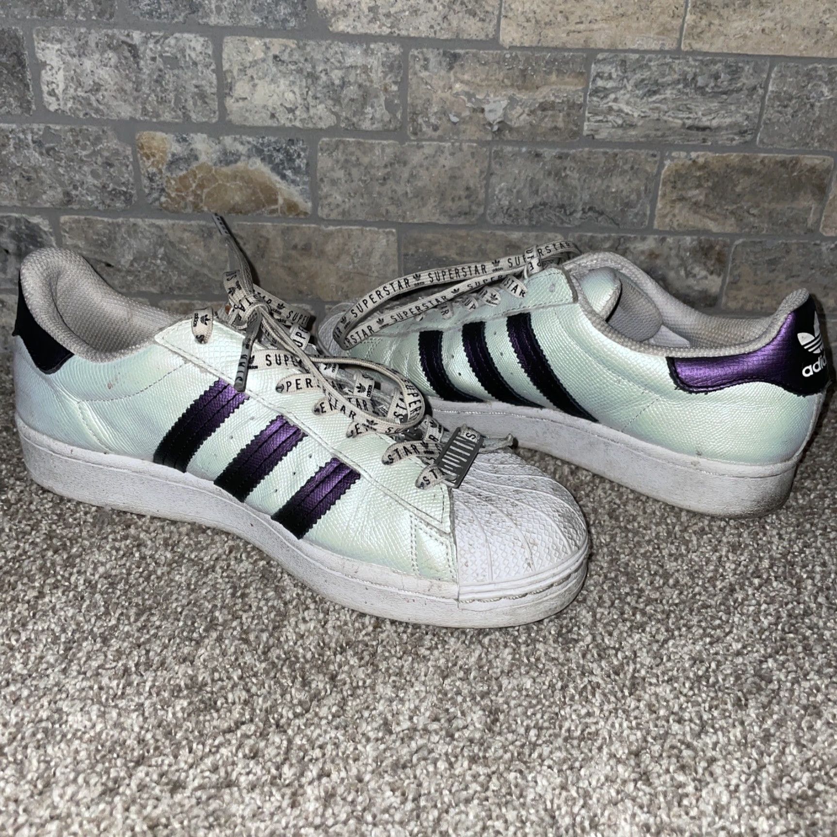 Adidas Adidas white sneakers Womens size 8 Sneaker Athletic Shoes White Womens 8 Size US 8 / IT 38 - 4 Thumbnail
