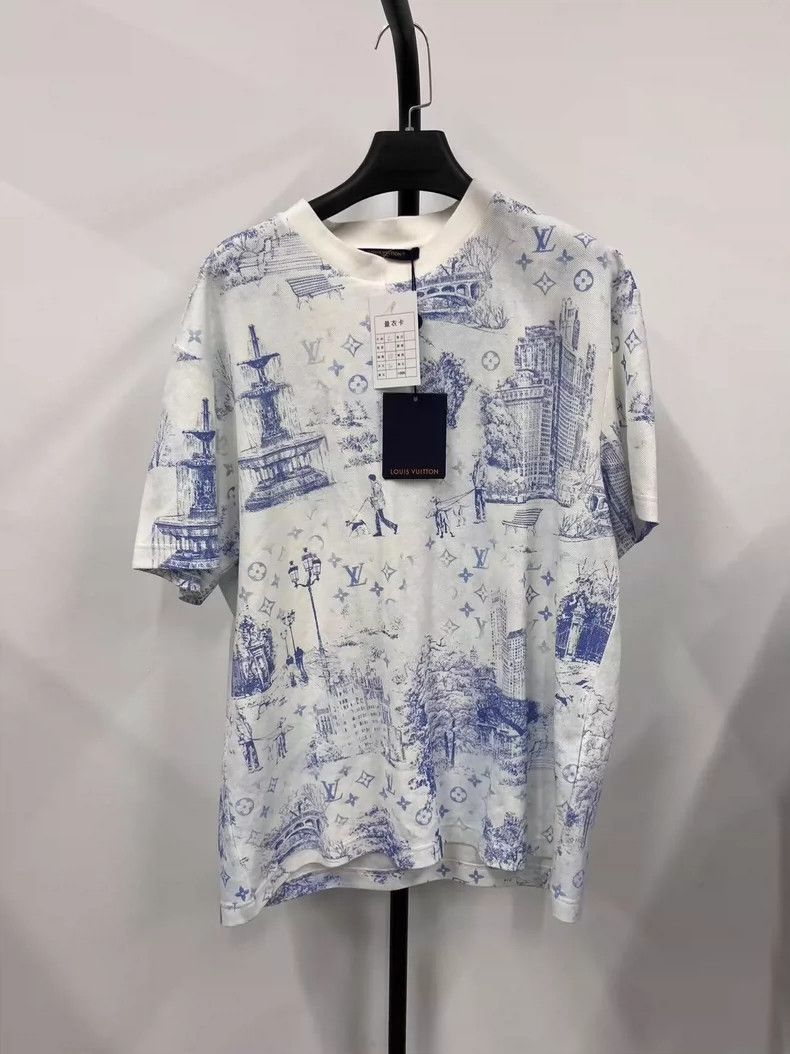 LEVAR ♥ L.V.R Signature Cotton T-shirt /追跡付 Monogram Gradient Embellished Short-Sleeved Crewneck - Men