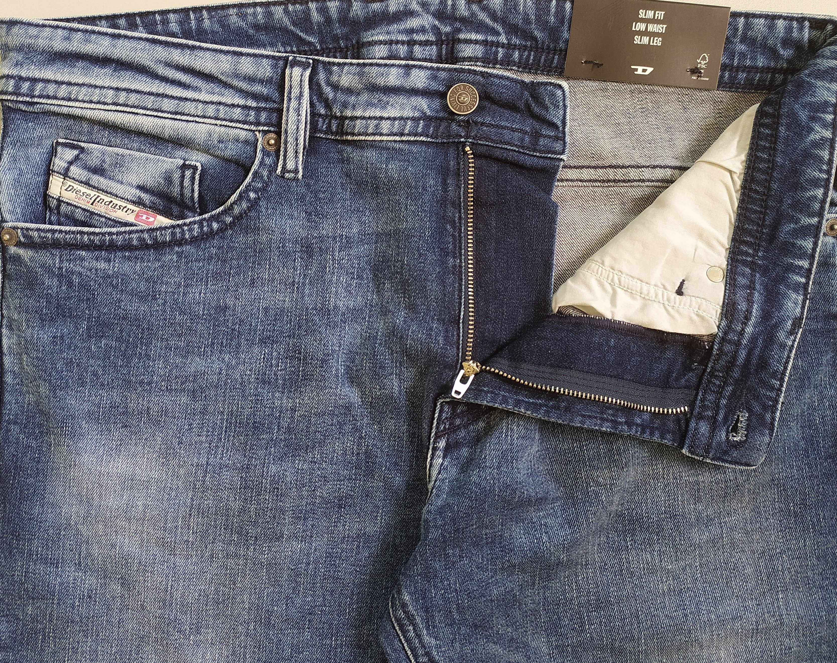 Diesel Diesel THOMMER-X-R09IM Men's Jeans Free Shipping T/ 9832 Size US 34 / EU 50 - 8 Thumbnail