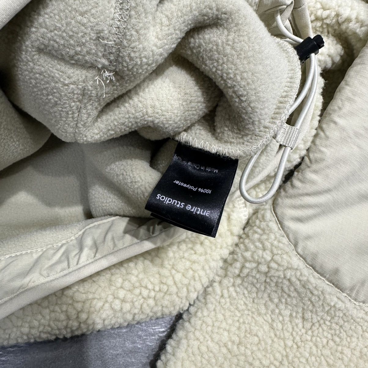 Entire Studios Entire Studios Fluffy Fleece V2 Hoodie - Dune Size US S / EU 44-46 / 1 - 6 Thumbnail