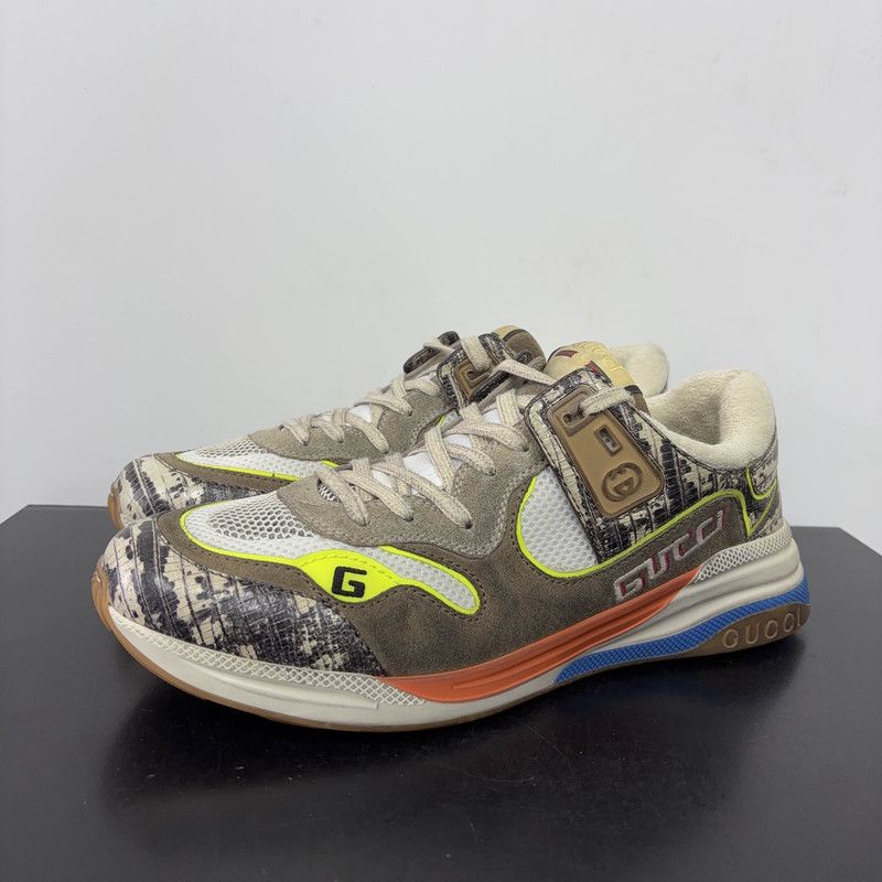 Gucci Gucci Ultrapace Low-top Sneakers for Men 0079 Size US 10.5 / EU 43-44 - 1 Thumbnail