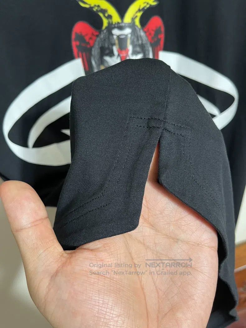Givenchy Givenchy Short Sleeve T-Shirt Size S Size US S / EU 44-46 / 1 - 5 Thumbnail