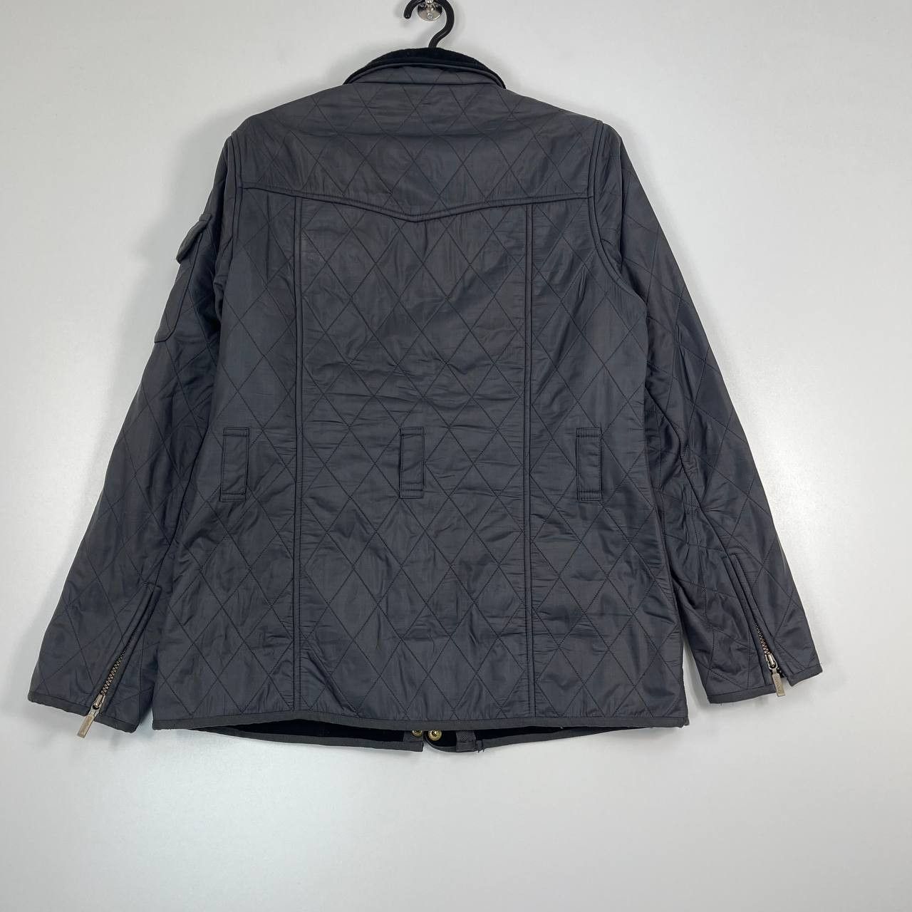 Barbour Barbour International Quilted Jacket Grey Mens Size M Size US M / EU 48-50 / 2 - 7 Thumbnail