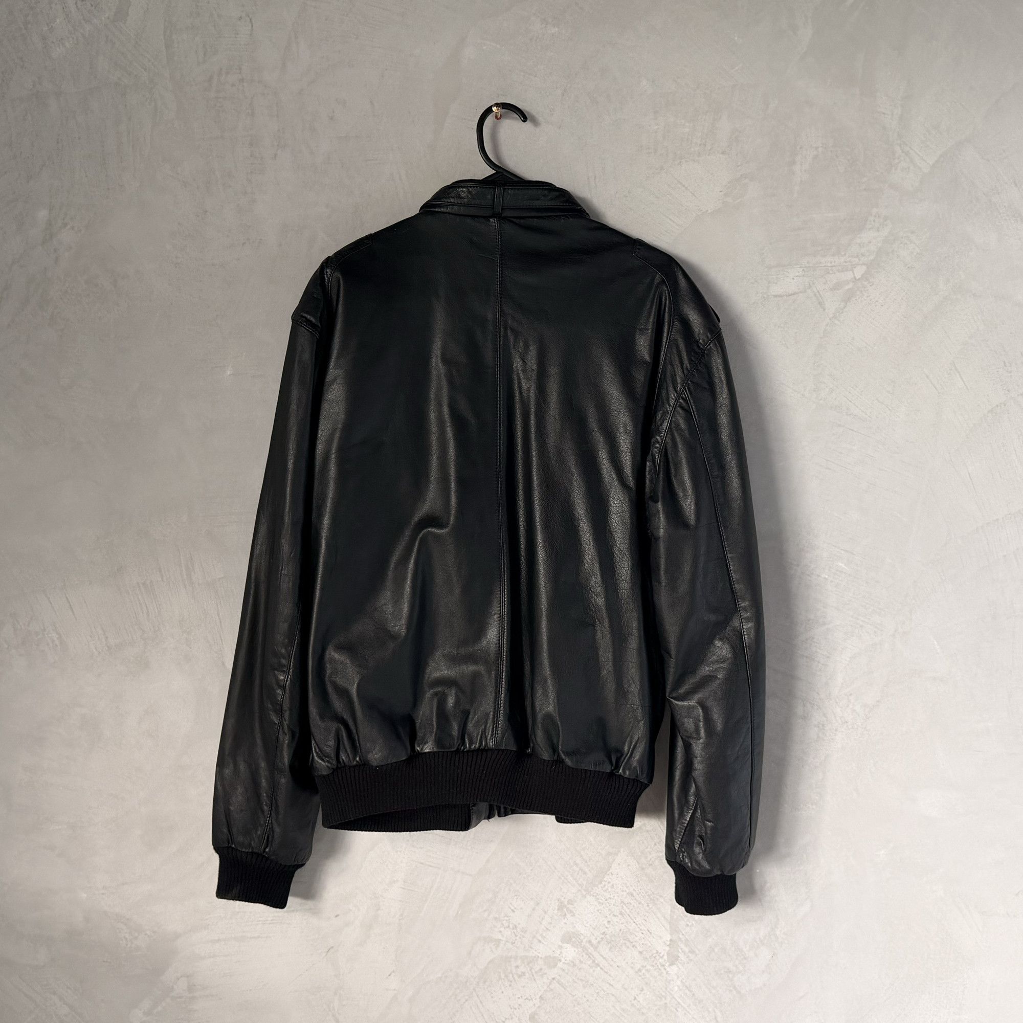Members Only Members Only Black Leather Bomber Jacket Size US L / EU 52-54 / 3 - 4 Thumbnail