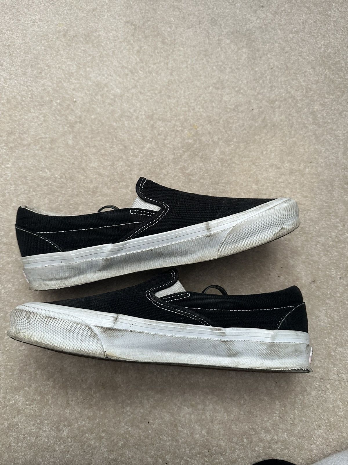 Vans Vans Vault Black Slip On Size US 9 / EU 42 - 2 Thumbnail