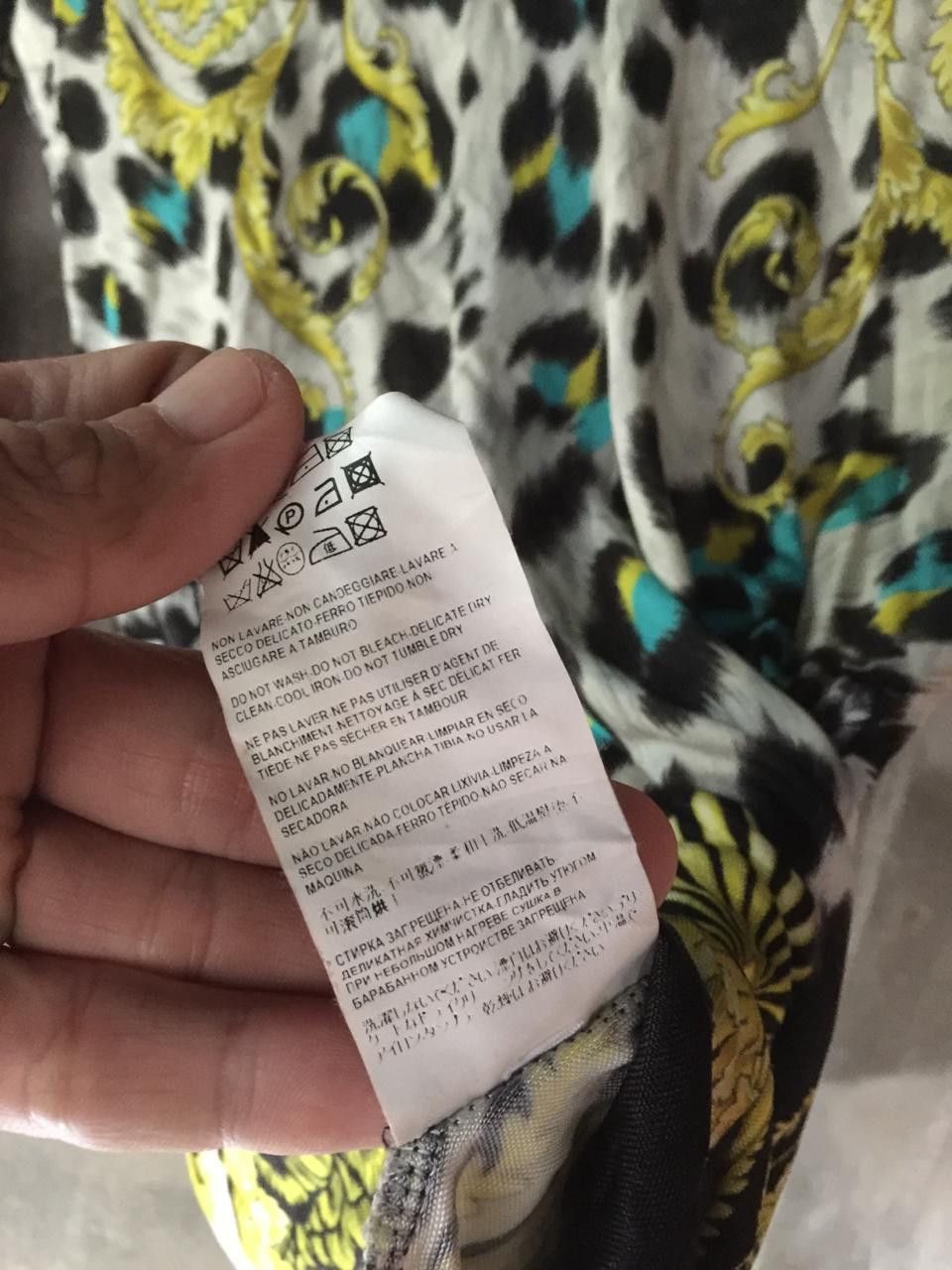 Versace × Vintage GIANNI VERSACE LEOPARD LONG SLEEVE Size M / US 6-8 / IT 42-44 - 9 Thumbnail