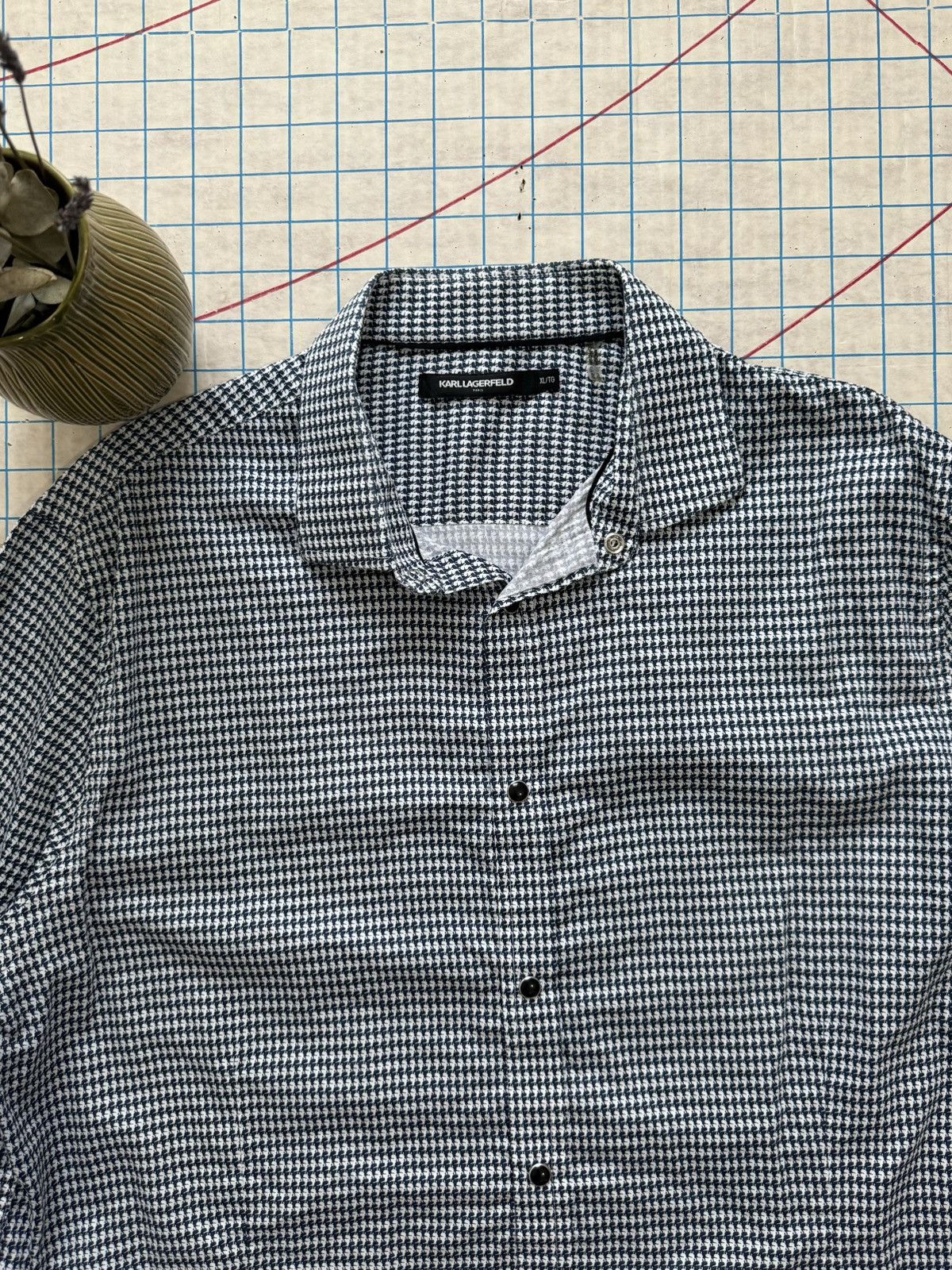 Karl Lagerfeld Karl Lagerfeld Pearl Snap Button Up Shirt Size XL Size US XL / EU 56 / 4 - 4 Thumbnail