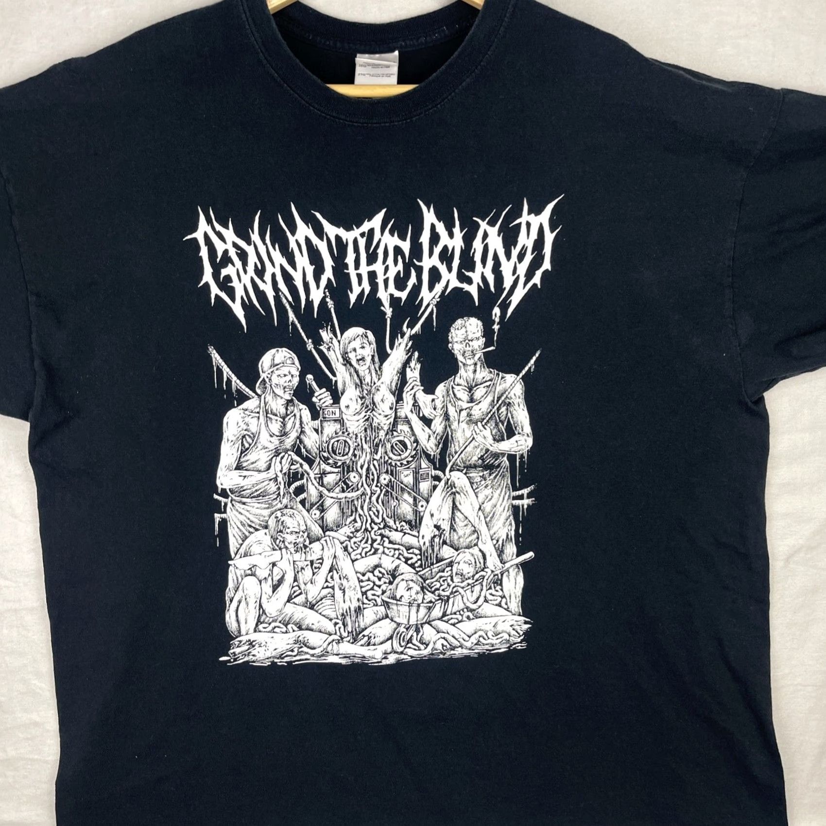 Gildan Grind The Blind 2 Shirt Mens 2XL Black VEHEMENCE PUTRID PILE MEATHOOK Concert Shirt Size US XXL / EU 58 / 5 - 2 Thumbnail