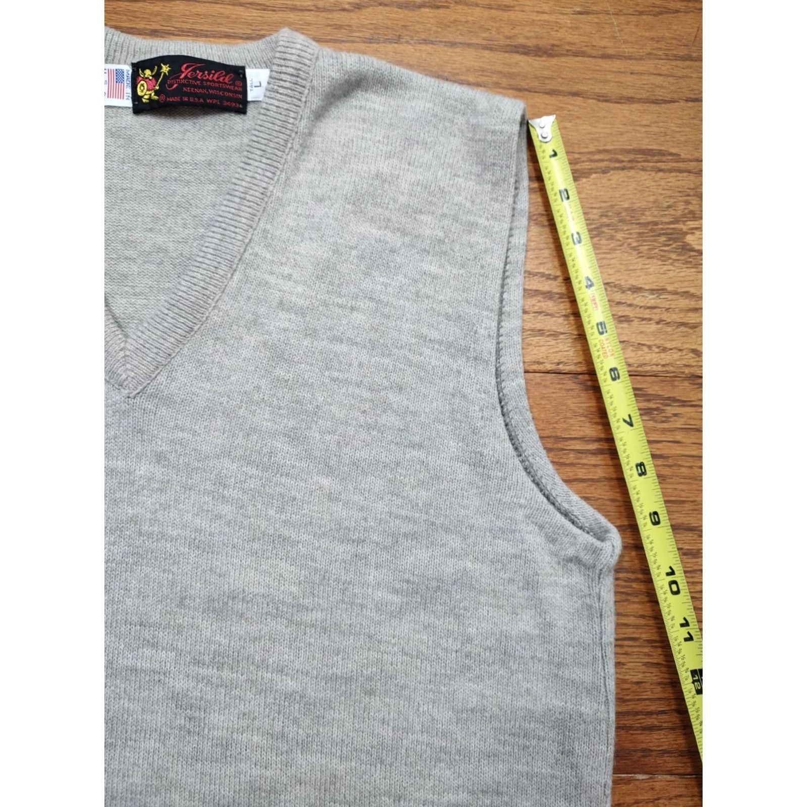 Vintage VINTAGE Jersild Sweater Vest Wool Acrylic Mens LT Tall Gray 90s USA Preppy Lightweight Knit V-Neck Sleeveless Size US L / EU 52-54 / 3 - 6 Thumbnail