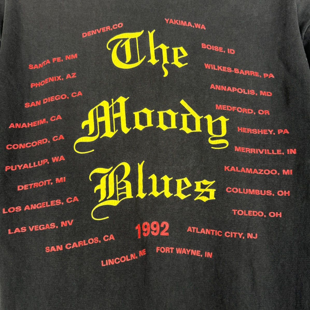 Band Tees Vintage 1992 The Moody Blues Brockum Tour T Shirt Size US L / EU 52-54 / 3 - 6 Thumbnail