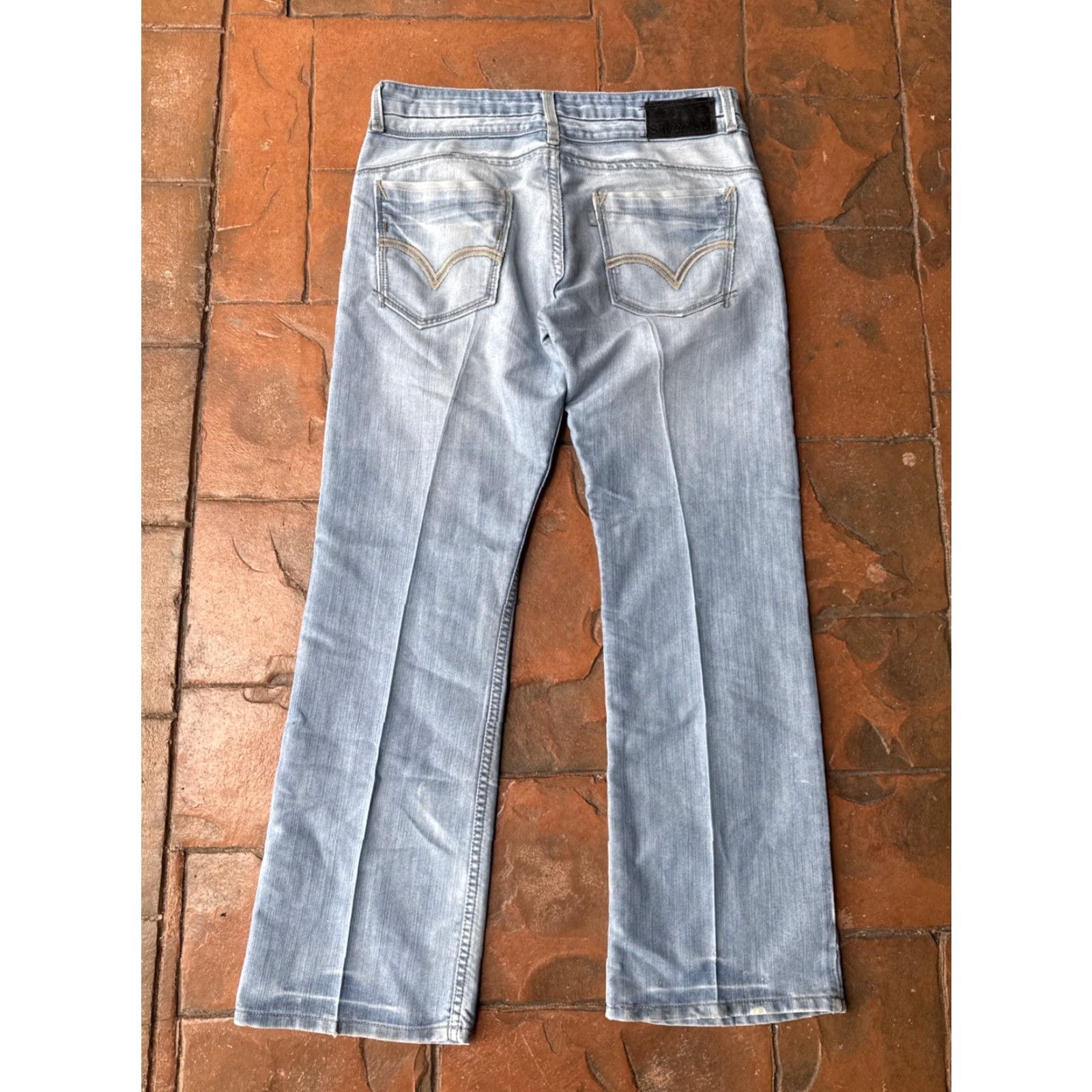 Levi's VINTAGE Levi's Silvertab Bootcut Jeans Mens 33x30 Blue Denim 90s Grunge Logo Pocket Distressed Size US 33 - 4 Thumbnail
