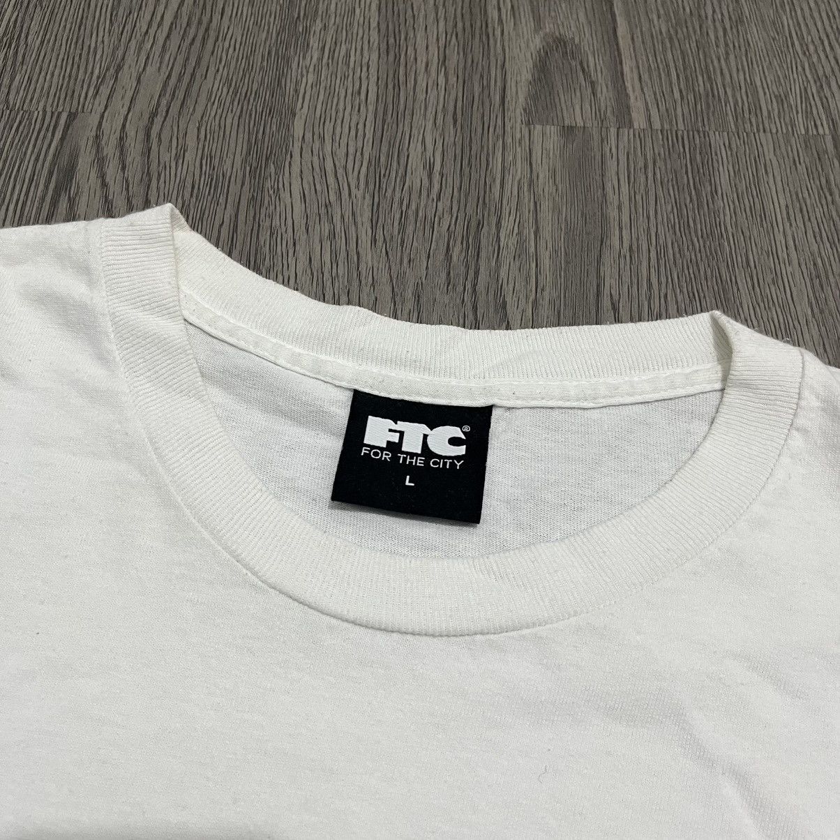 FTC For The City Galaxy Font T-shirt Size US L / EU 52-54 / 3 - 5 Thumbnail
