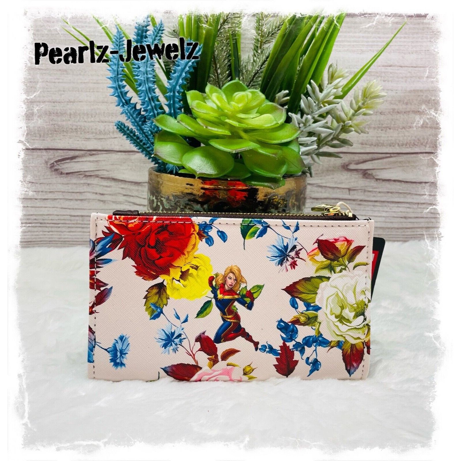 Disney Loungefly Marvel Captain Marvel Floral Wallet NWT Size ONE SIZE - 1 Thumbnail