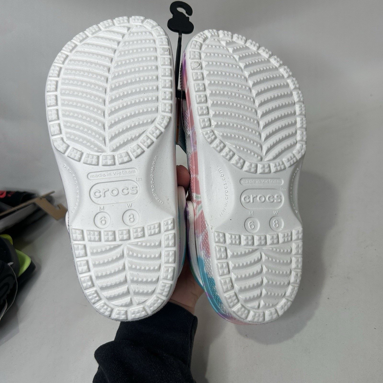 Crocs Crocs Classic Pastel Tie Dye Graphic Clog “Fresco” Size US 8 / IT 38 - 5 Thumbnail