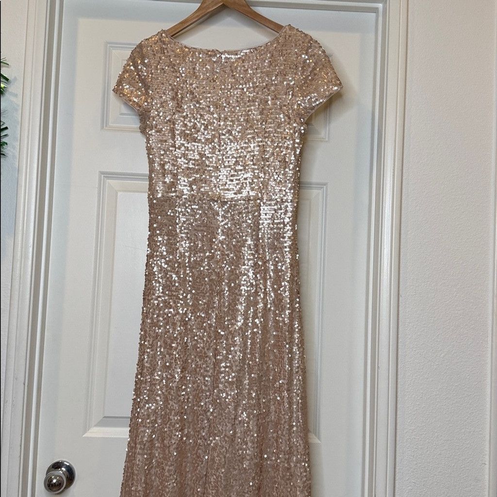 Adrianna Papell Adrianna Papell gold sequin short cap sleeve formal gown 8 Size M / US 6-8 / IT 42-44 - 7 Thumbnail