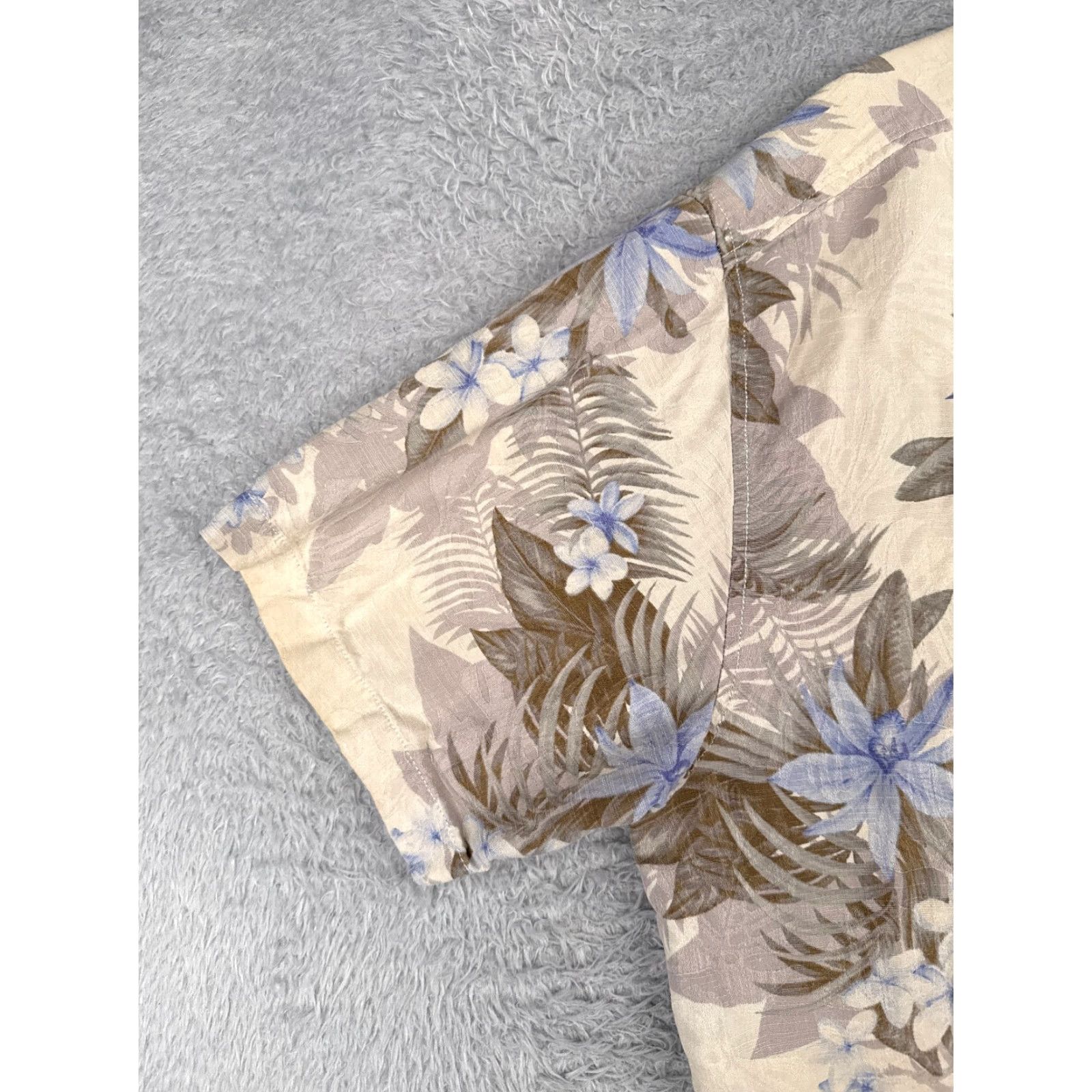 Tommy Bahama Tommy Bahama Shirt Men L Ivory Floral 100% Silk Button-Up Hawaiian Aloha Beach Vacation Resort Mens Size US L / EU 52-54 / 3 - 3 Thumbnail