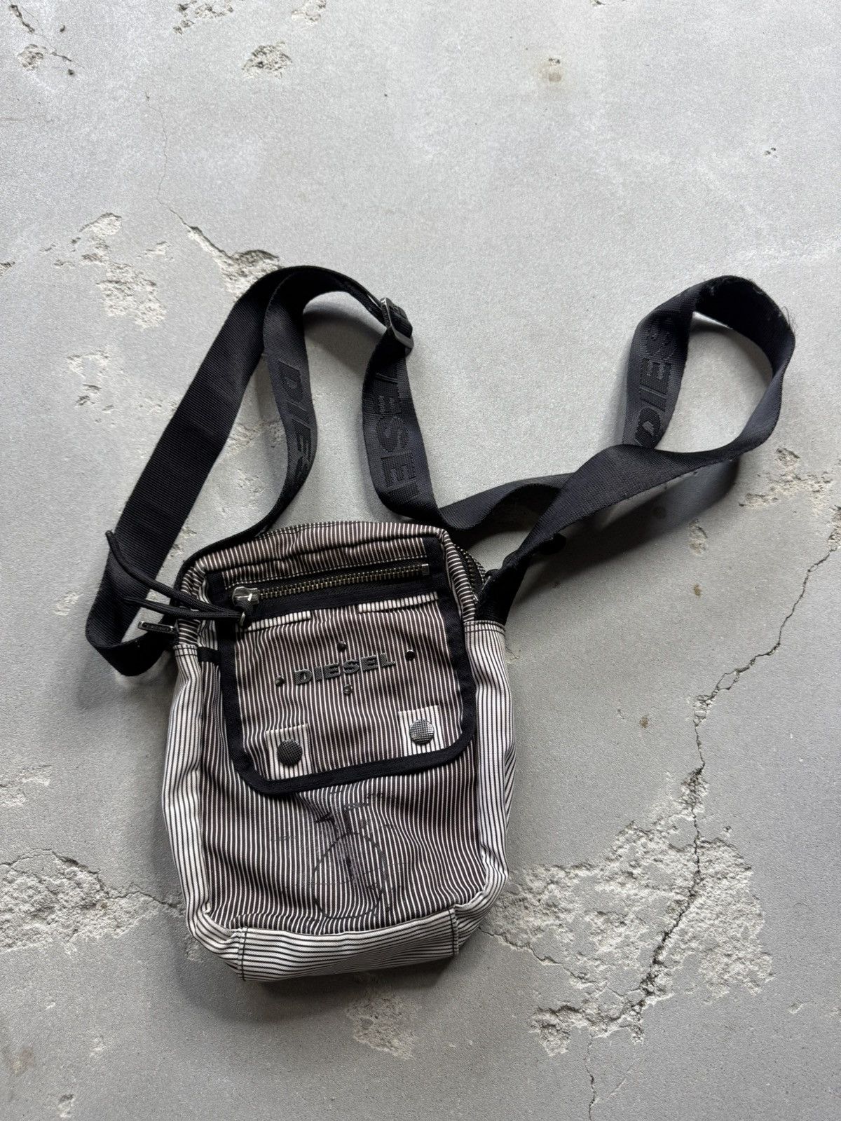 Y2K Diesel Messenger Bag in Black, Men's